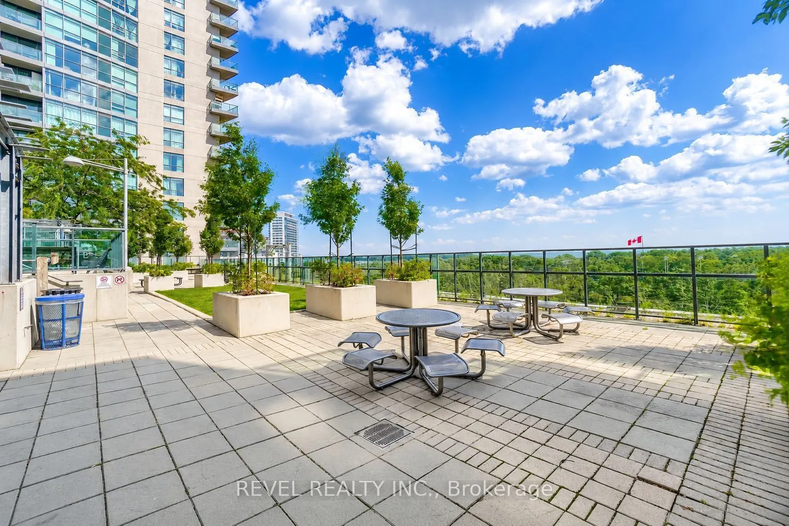 231 Fort York Boulevard #2001