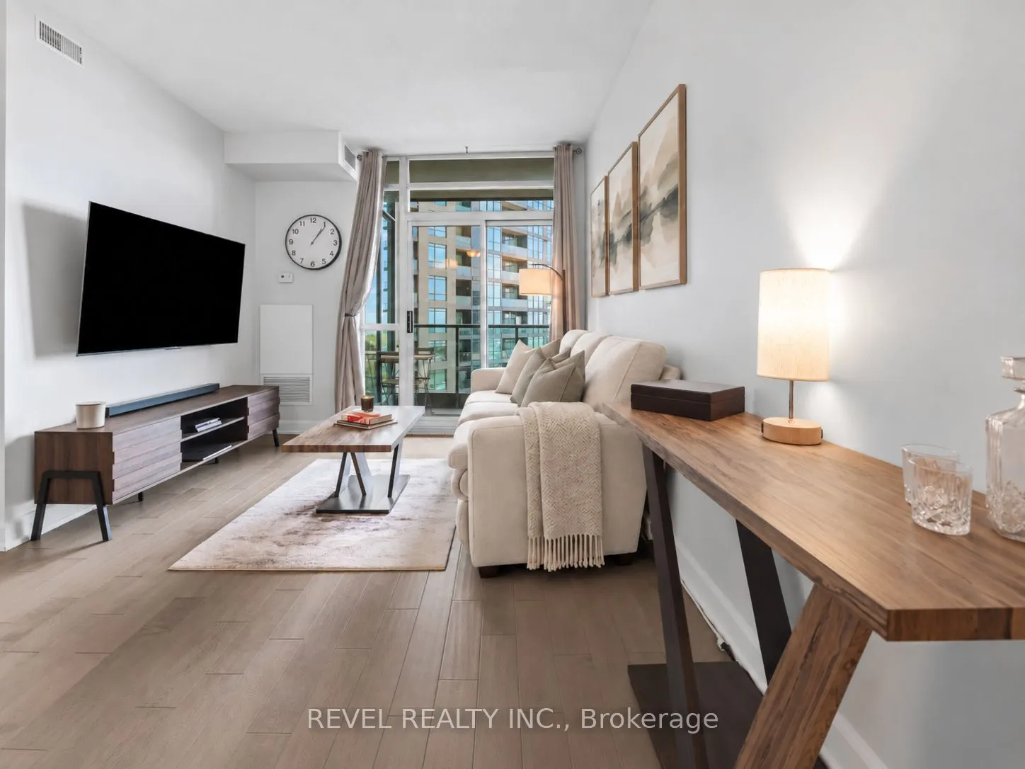 231 Fort York Boulevard #2001