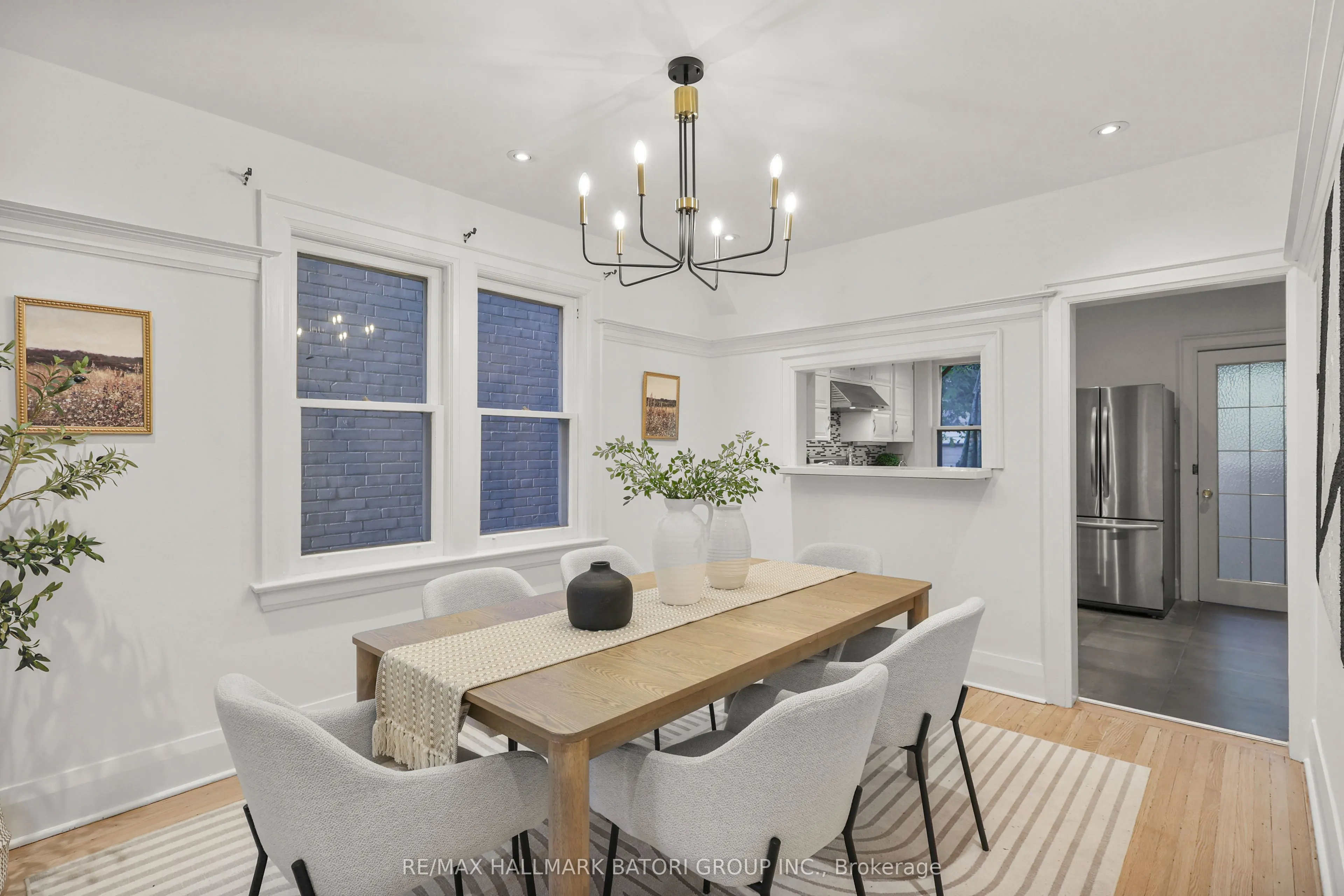 104 Orchard View Boulevard