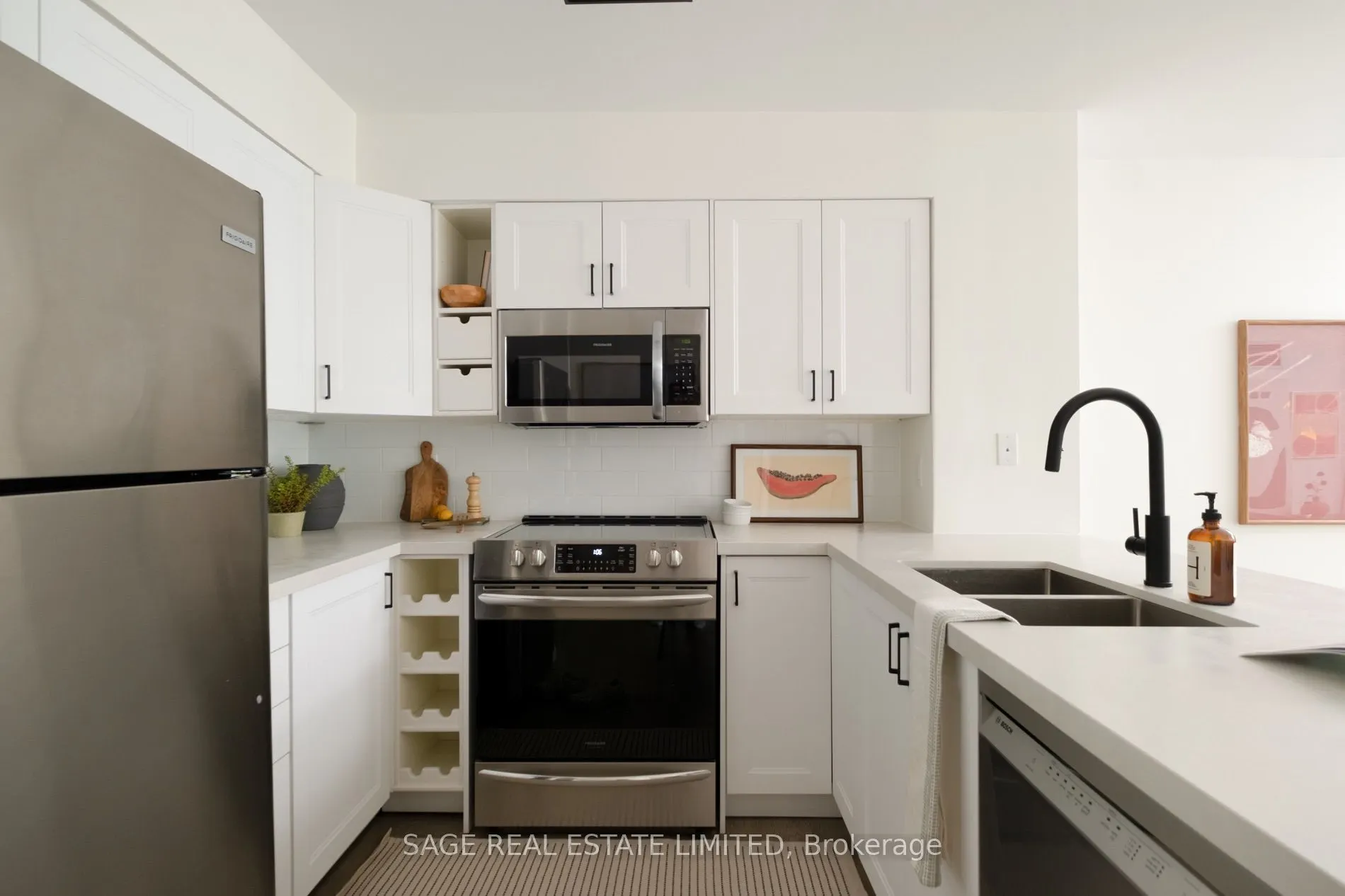 750 Bay Street #2109