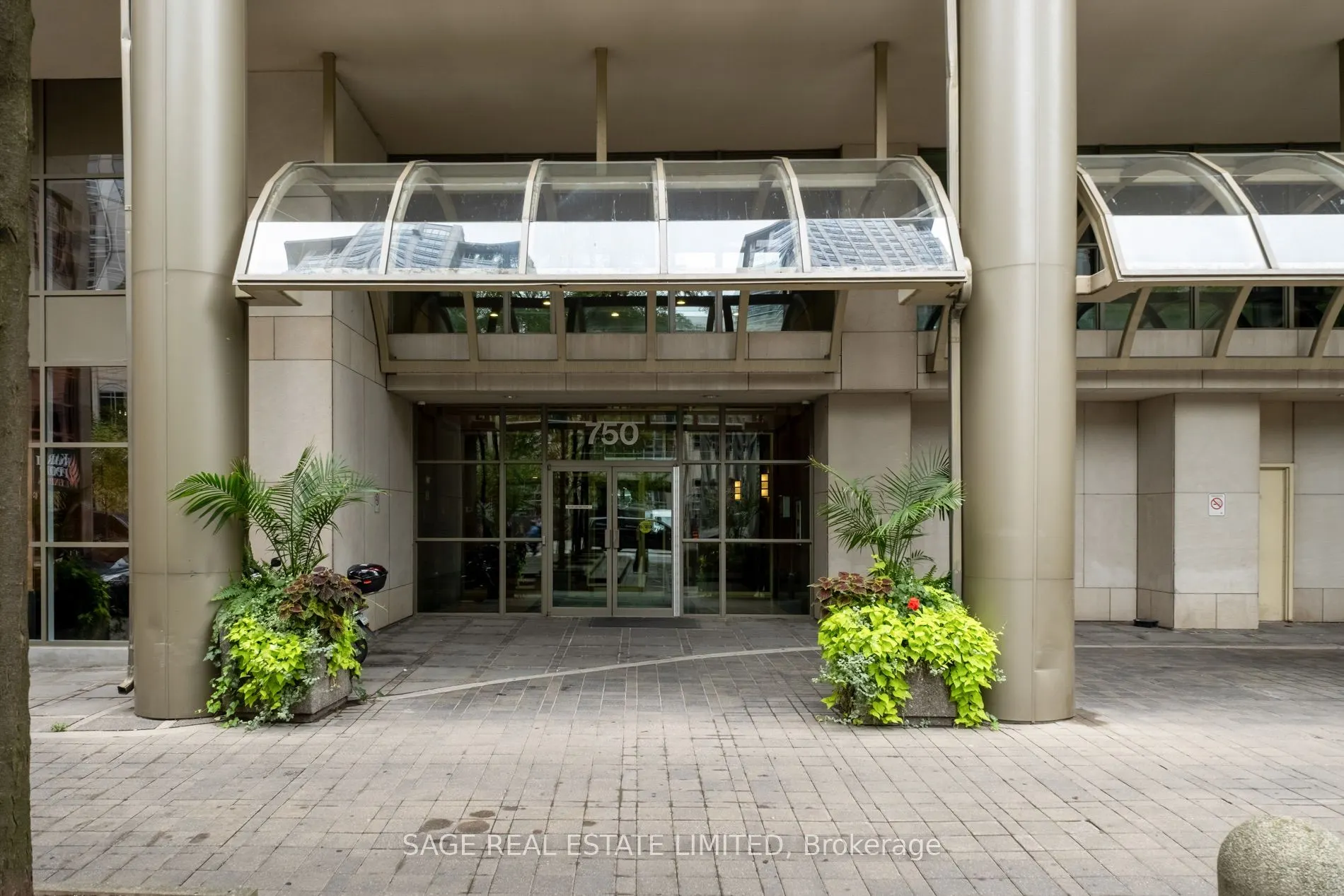750 Bay Street #2109
