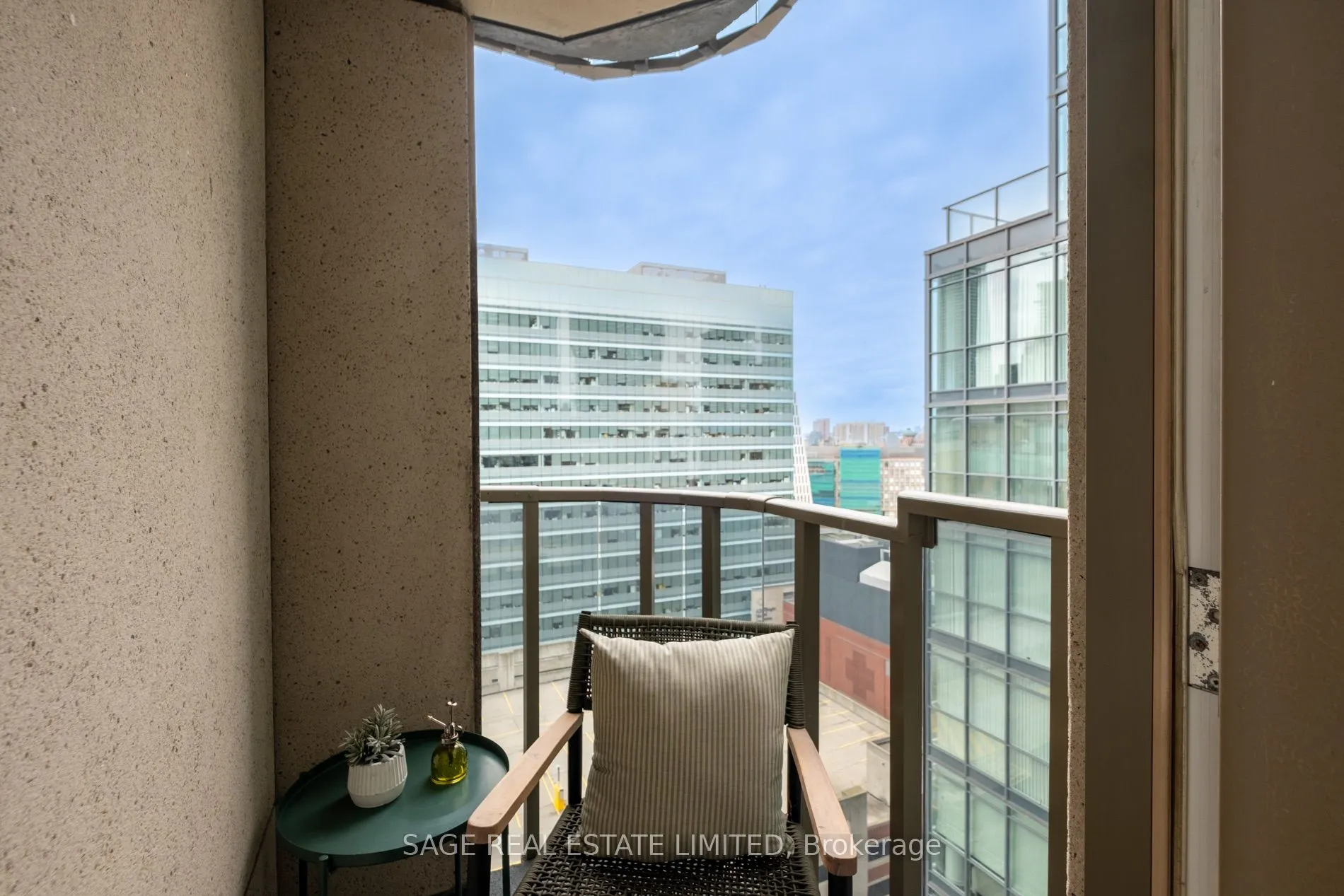 750 Bay Street #2109