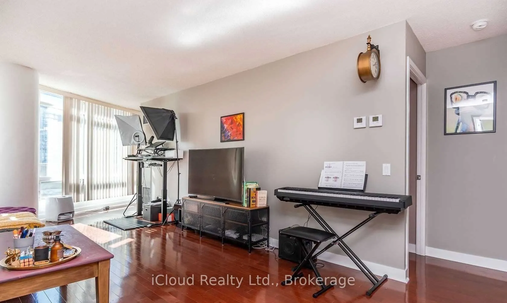 373 Front Street W #505