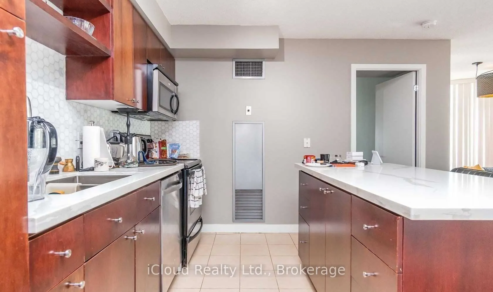 373 Front Street W #505