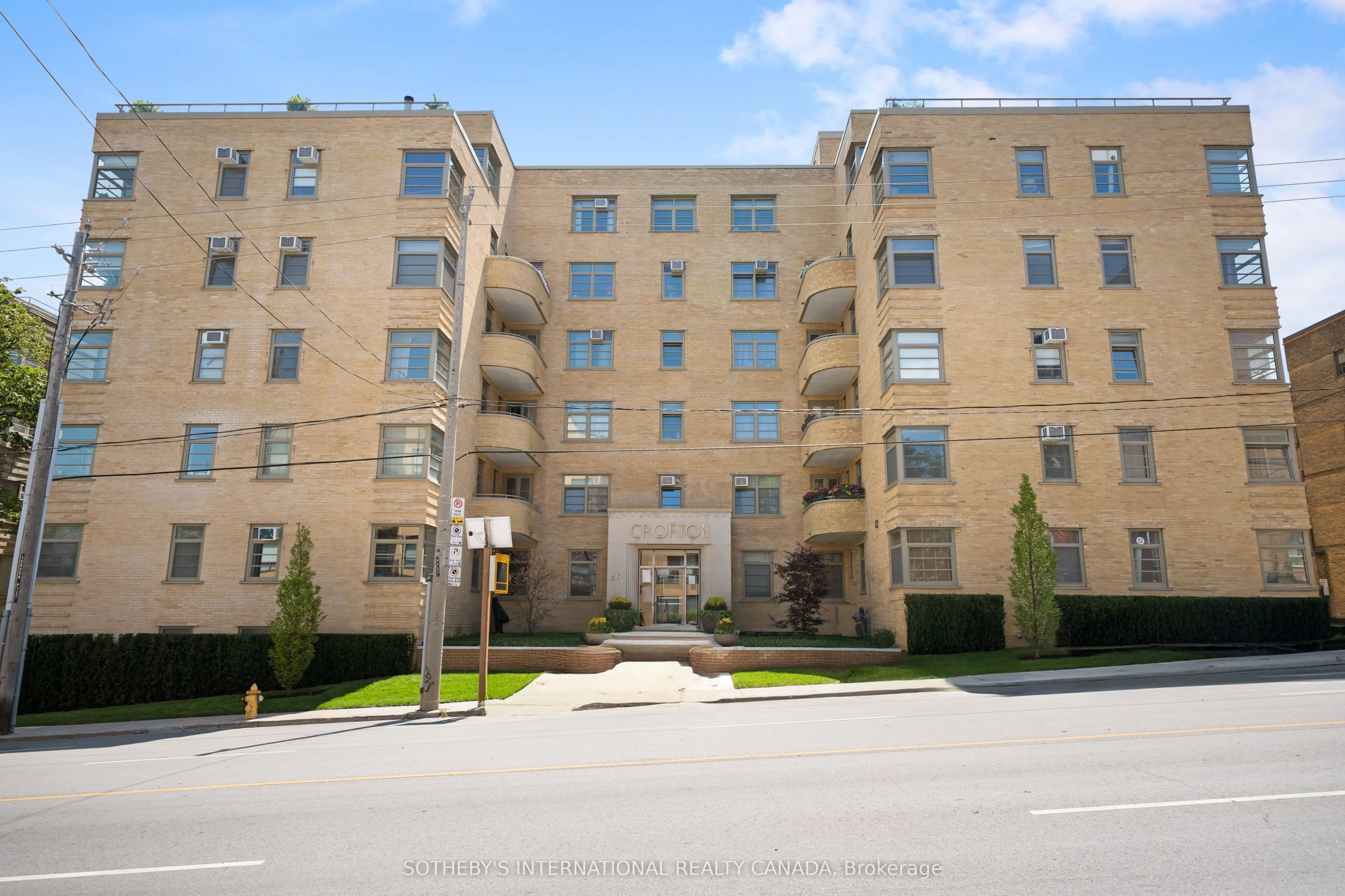 717 Eglinton Avenue W #510