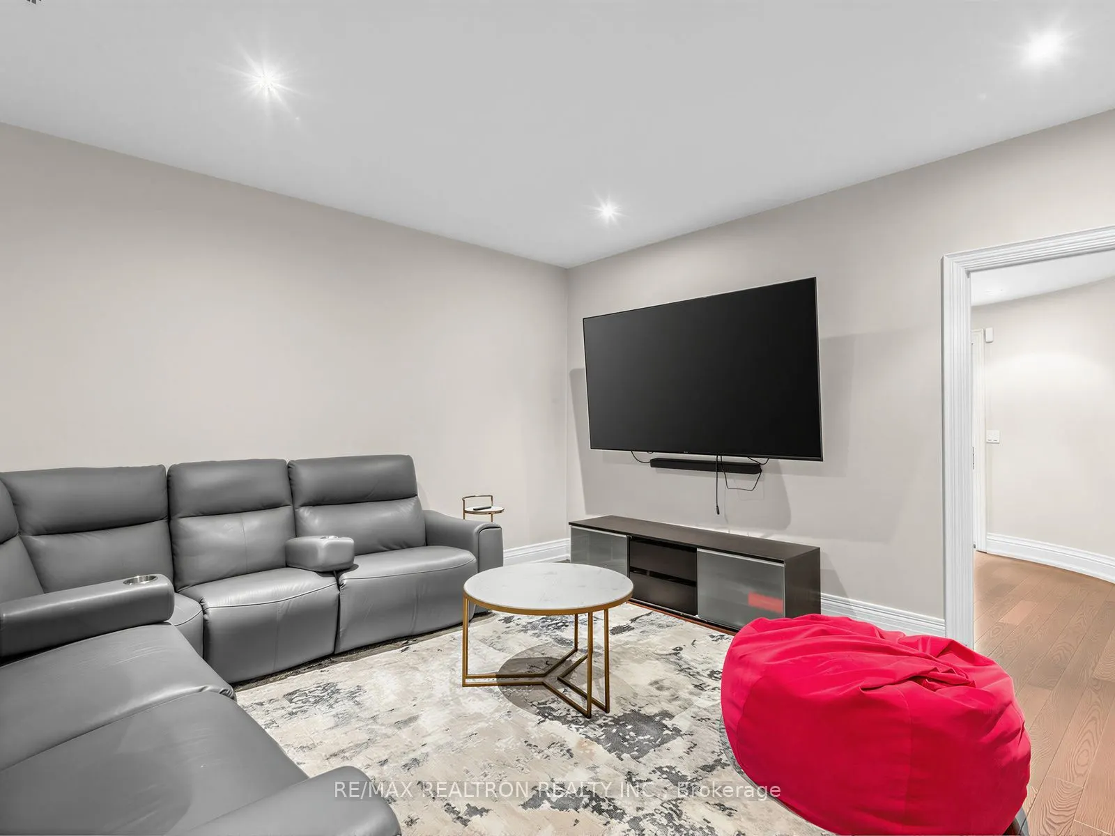 516 Vesta Drive