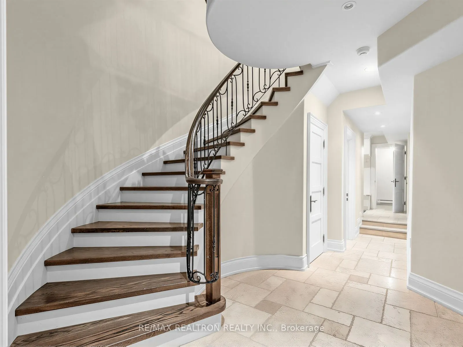 516 Vesta Drive