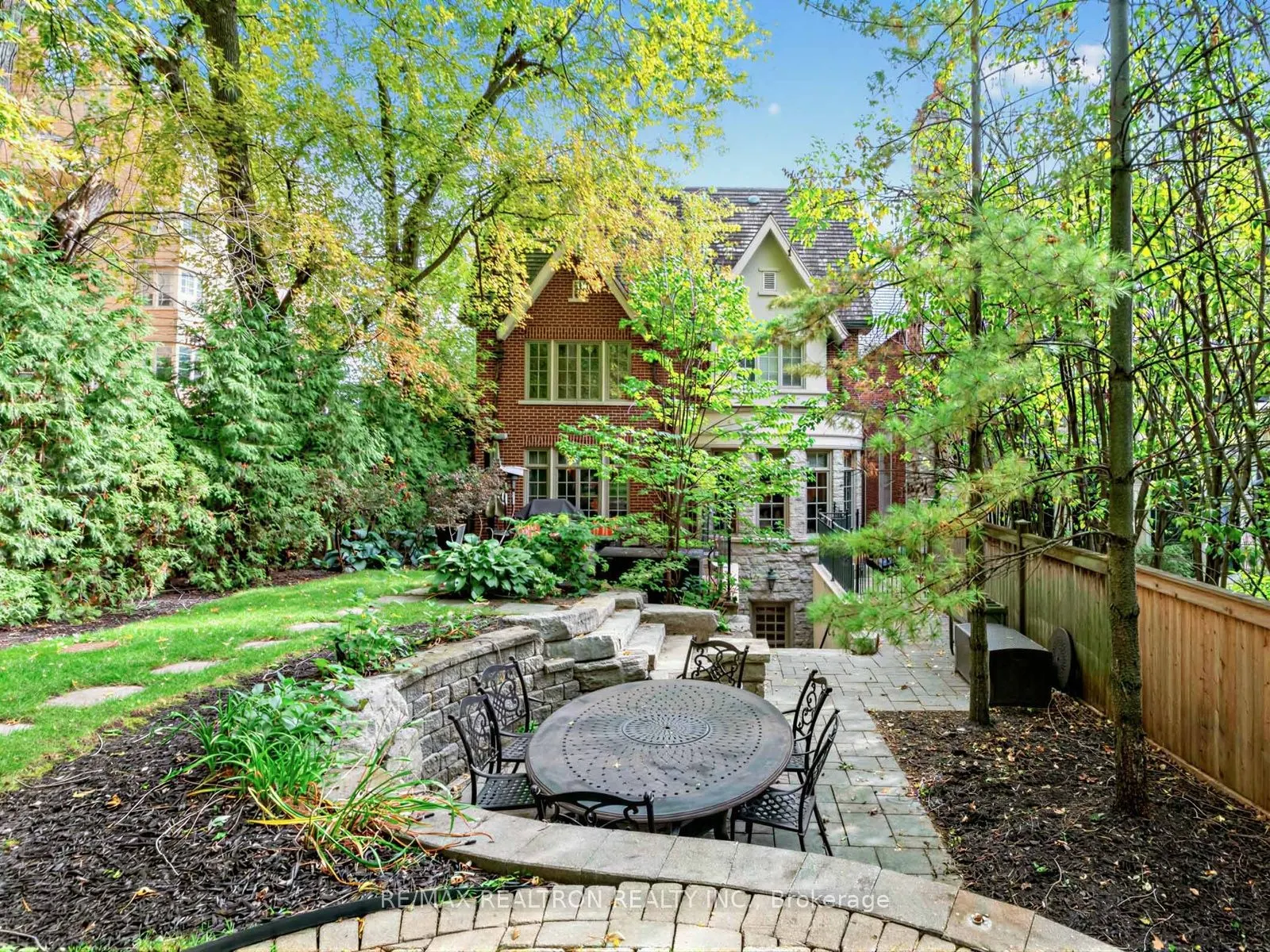 516 Vesta Drive