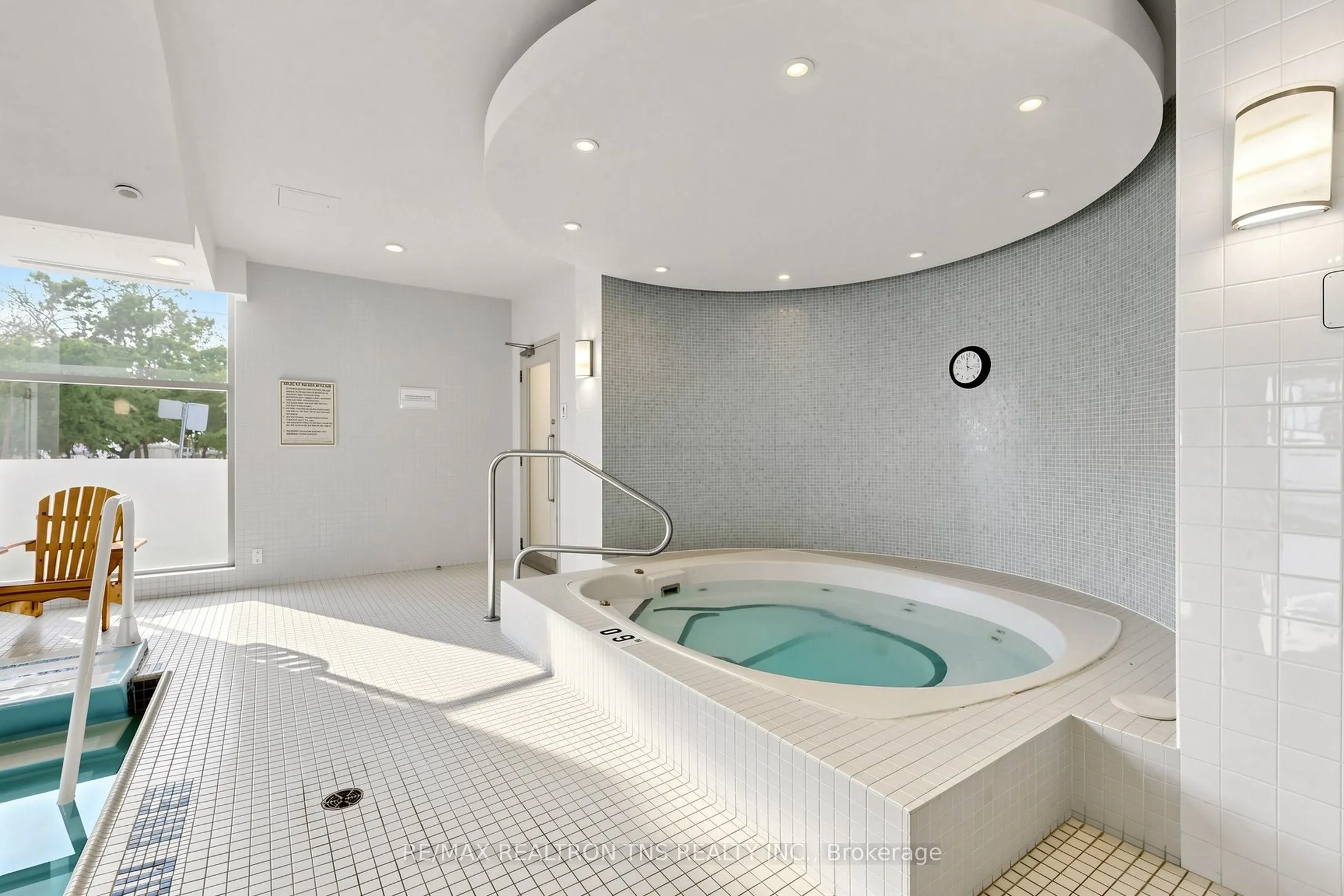 228 Queens Quay W #1501