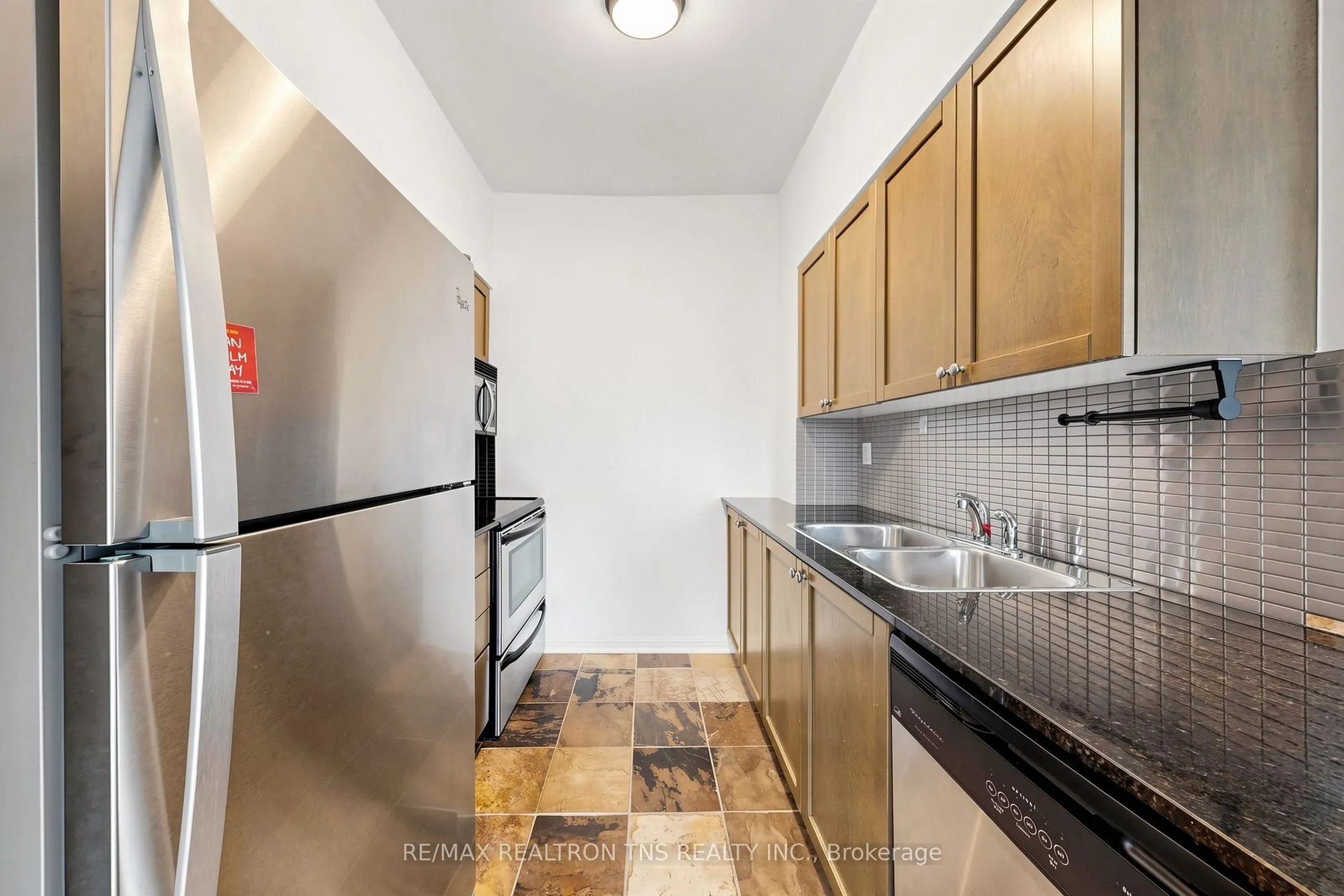 228 Queens Quay W #1501