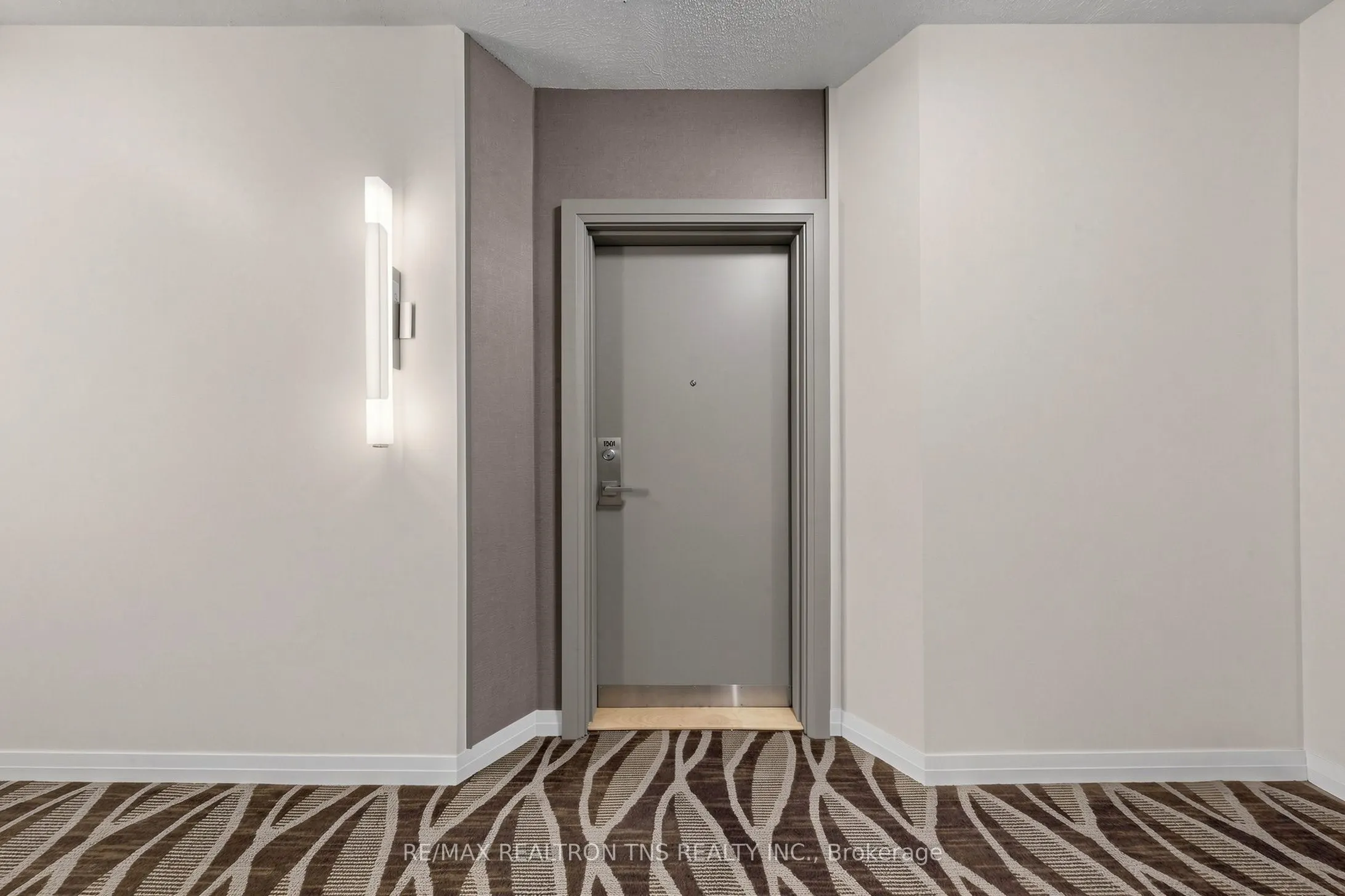 228 Queens Quay W #1501