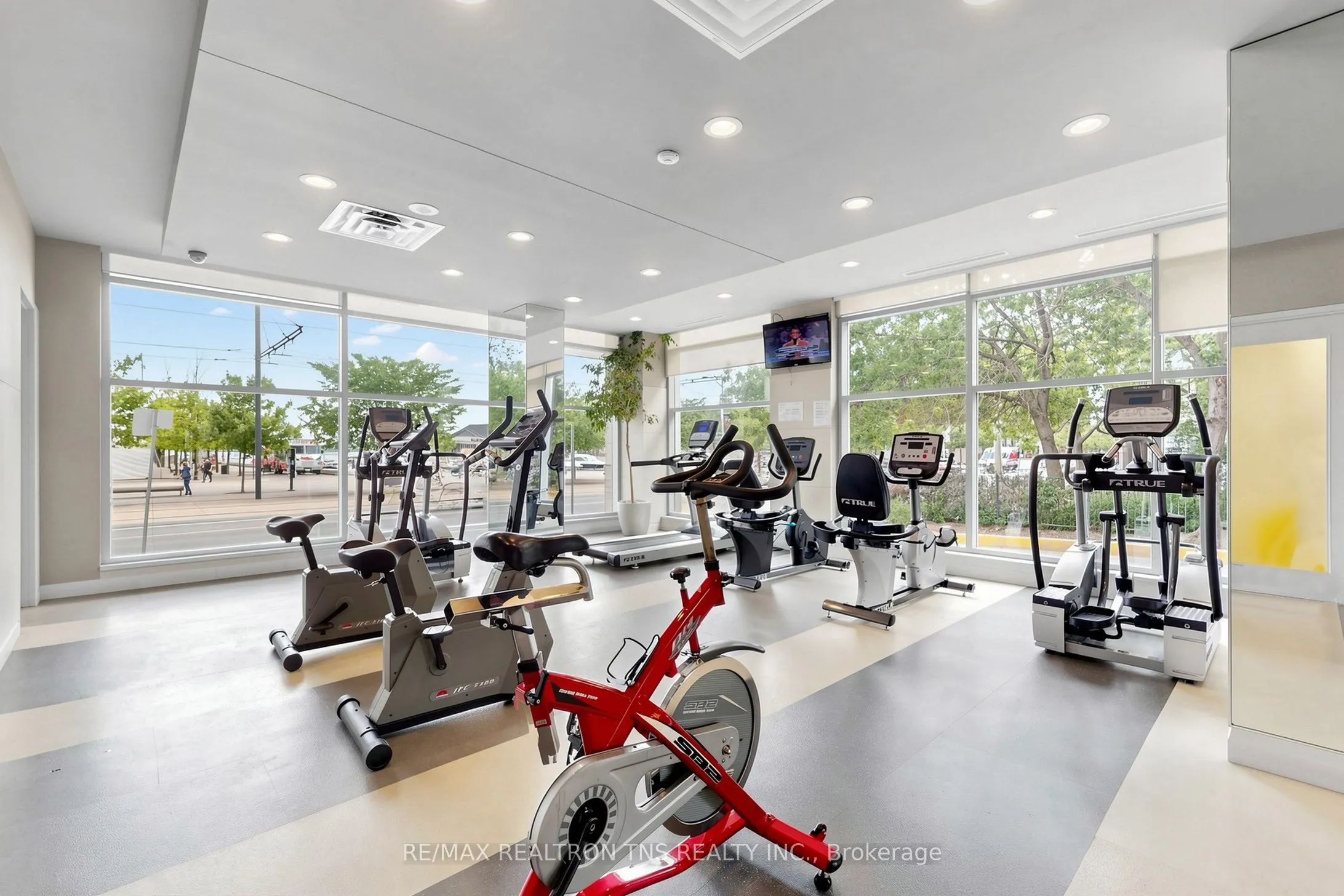 228 Queens Quay W #1501
