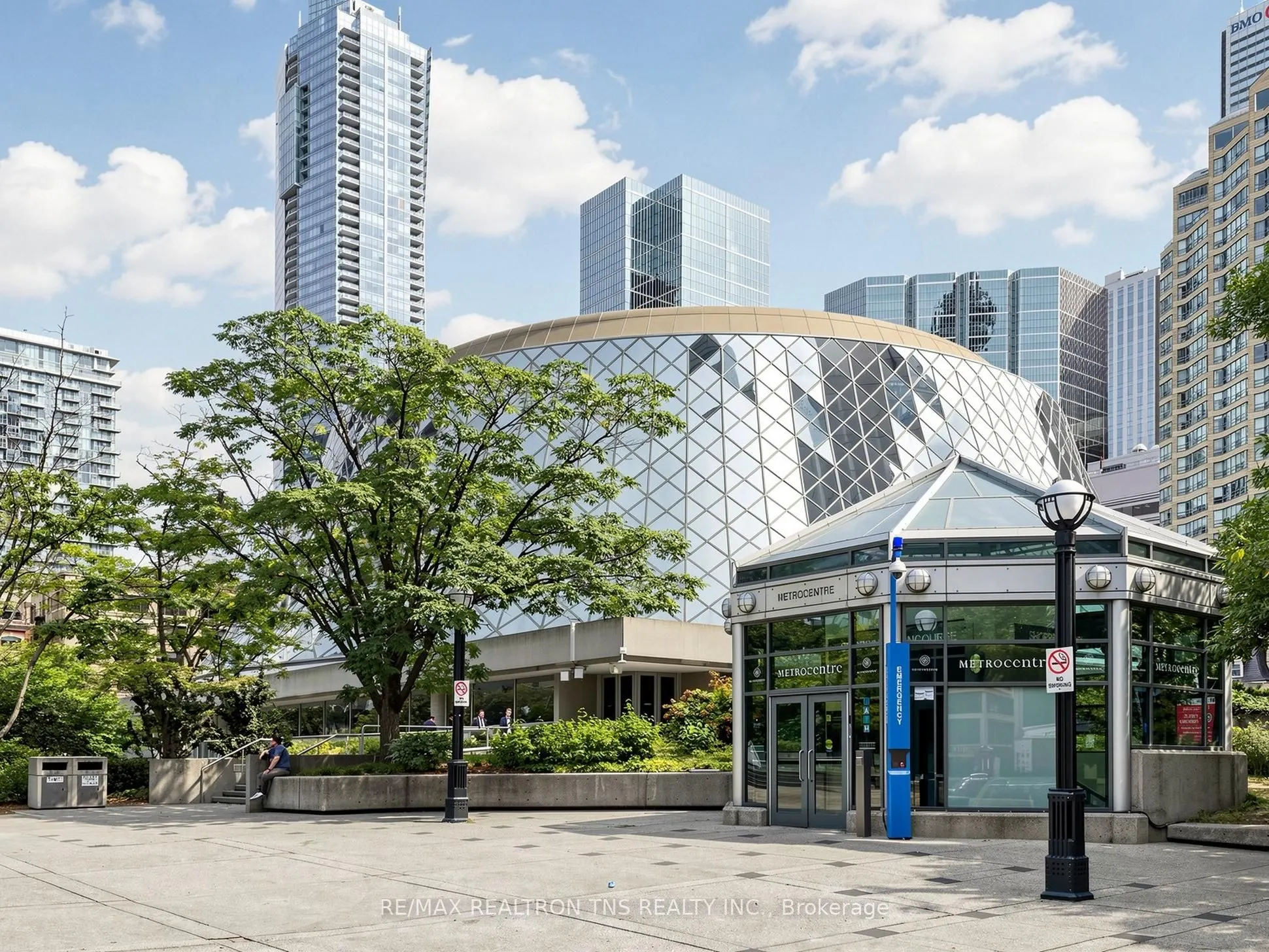 183 Wellington Street W #3803