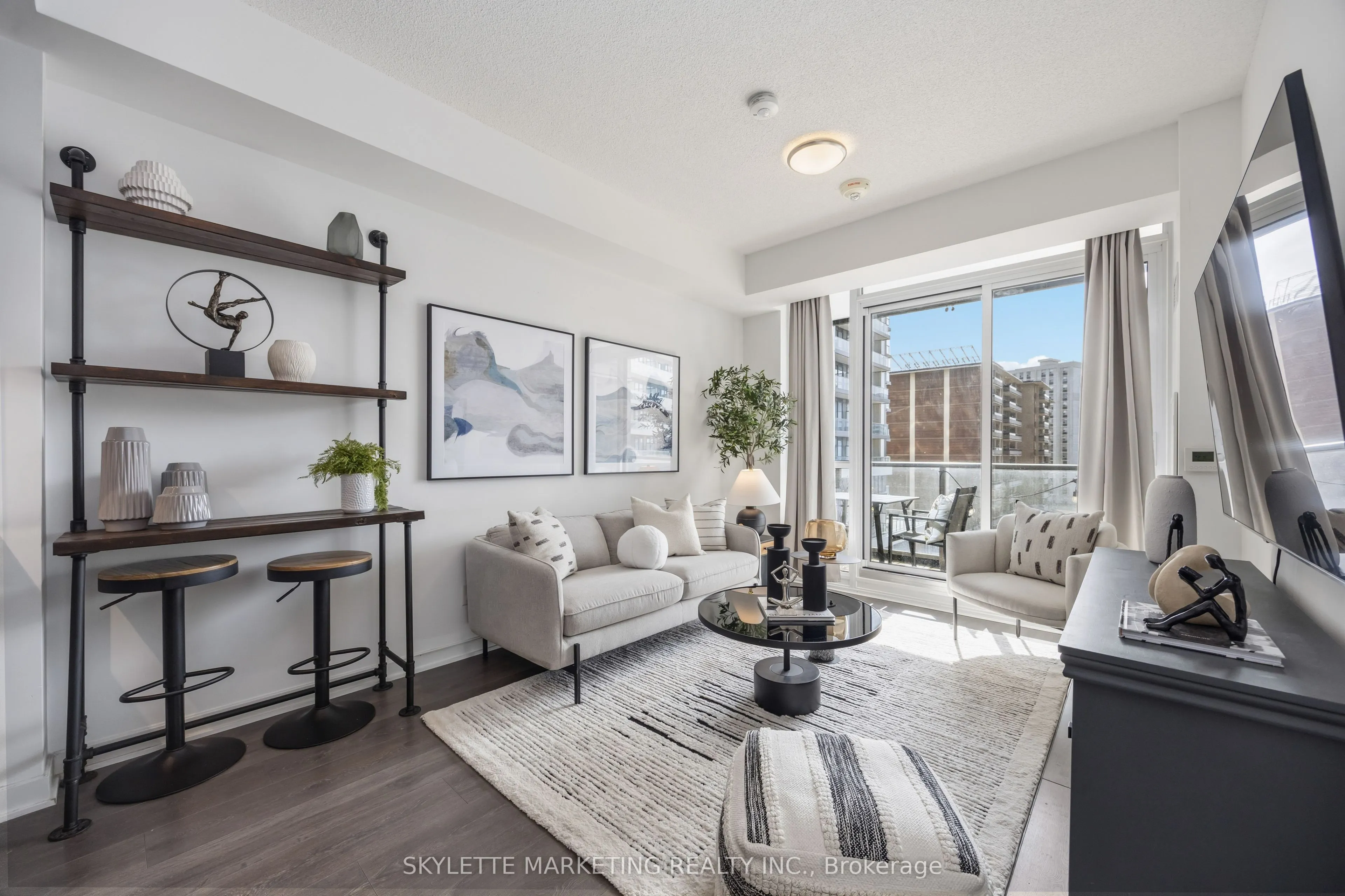 38 Forest Manor Road #414