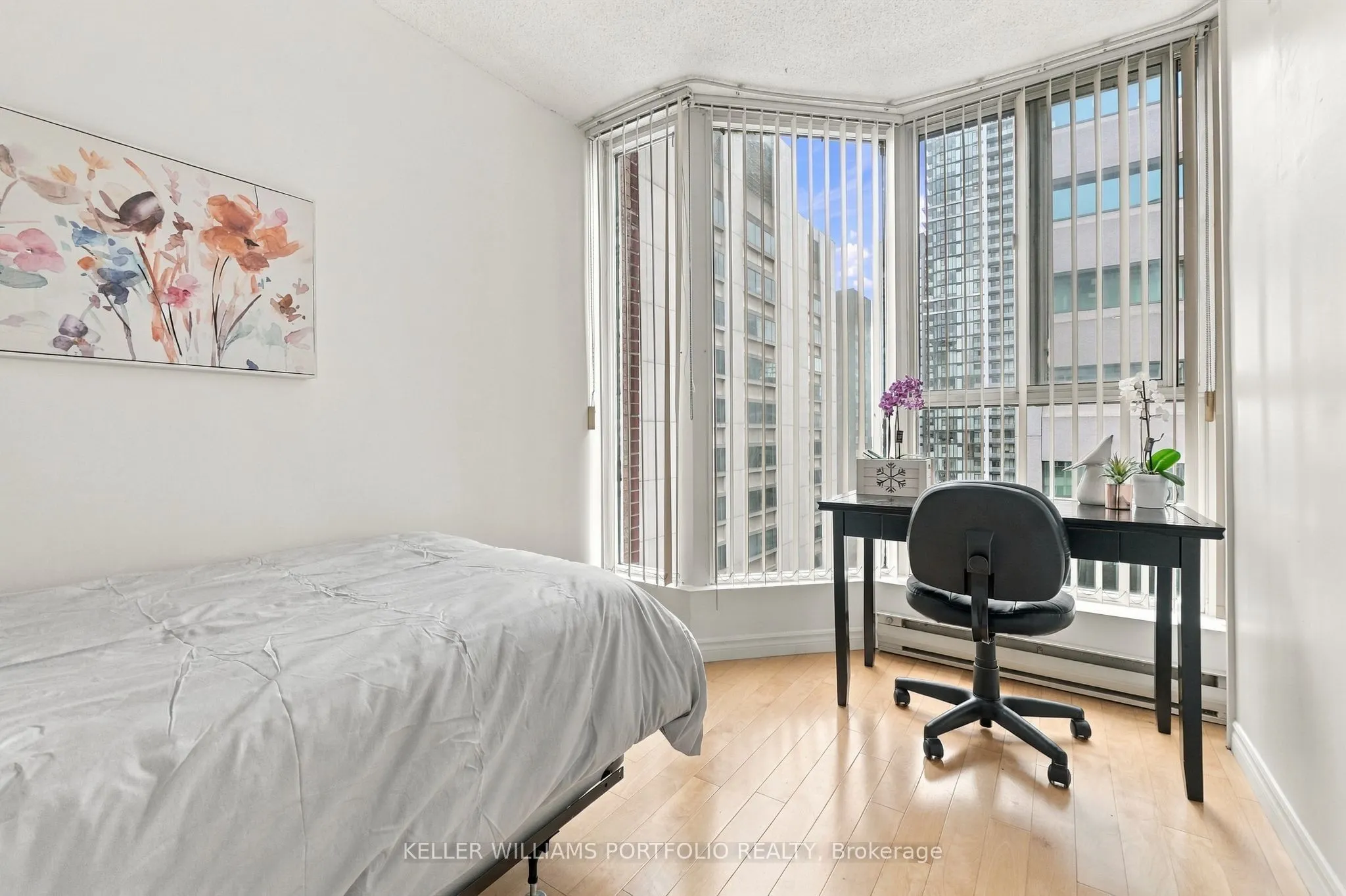 55 Centre Avenue #2304