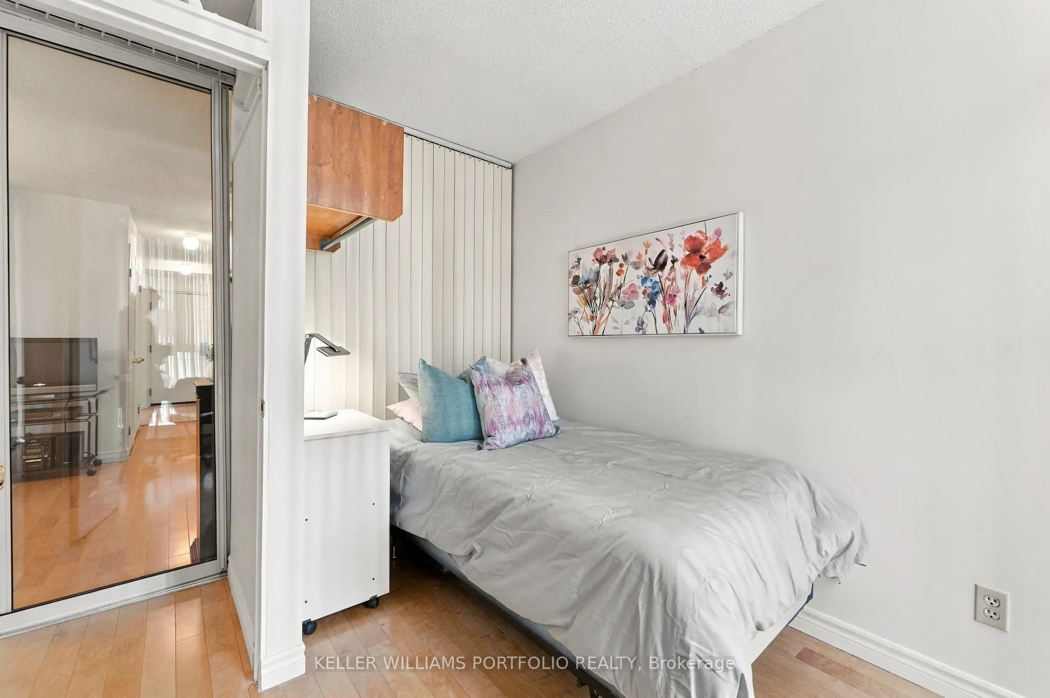 55 Centre Avenue #2304