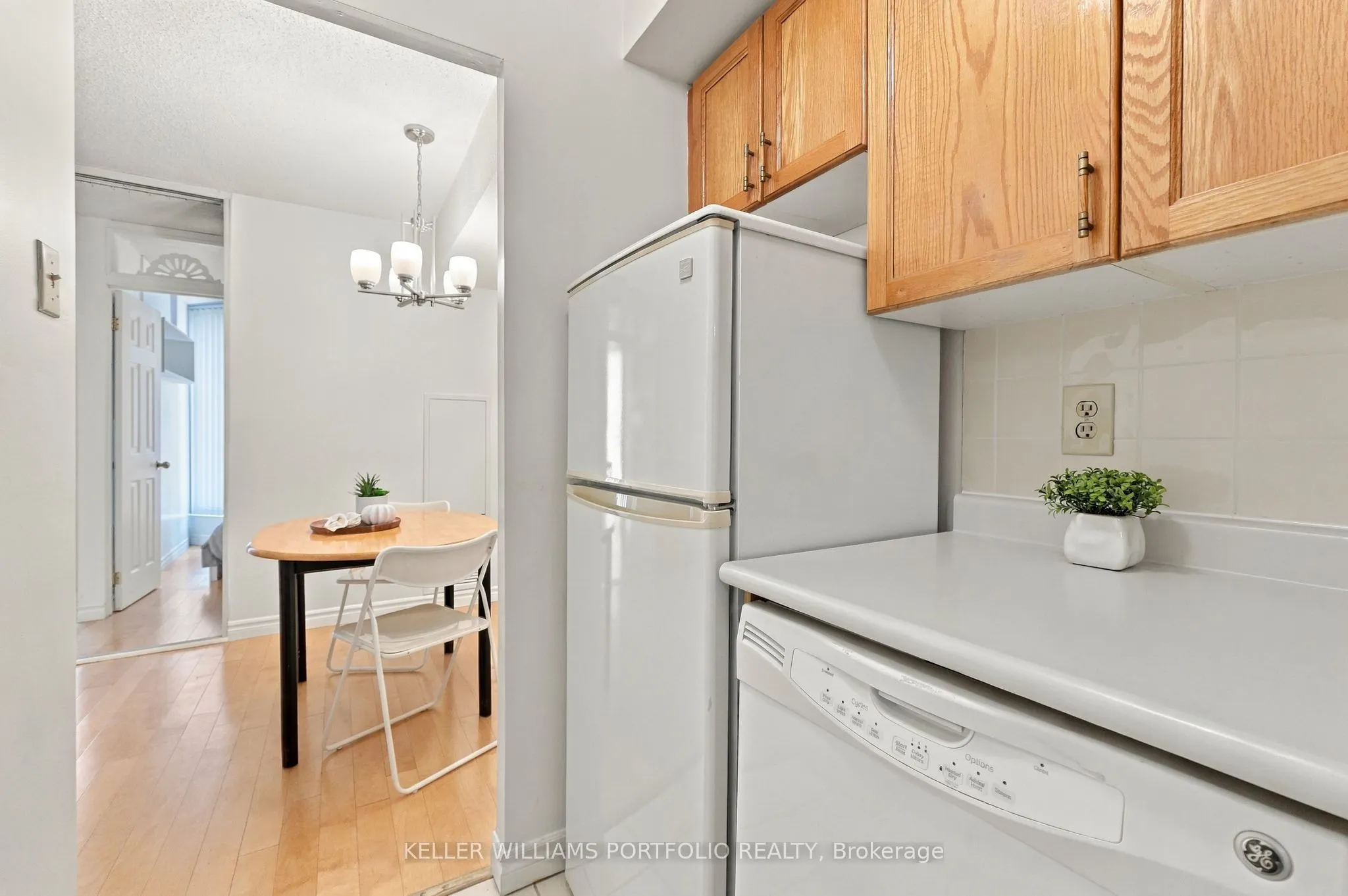 55 Centre Avenue #2304