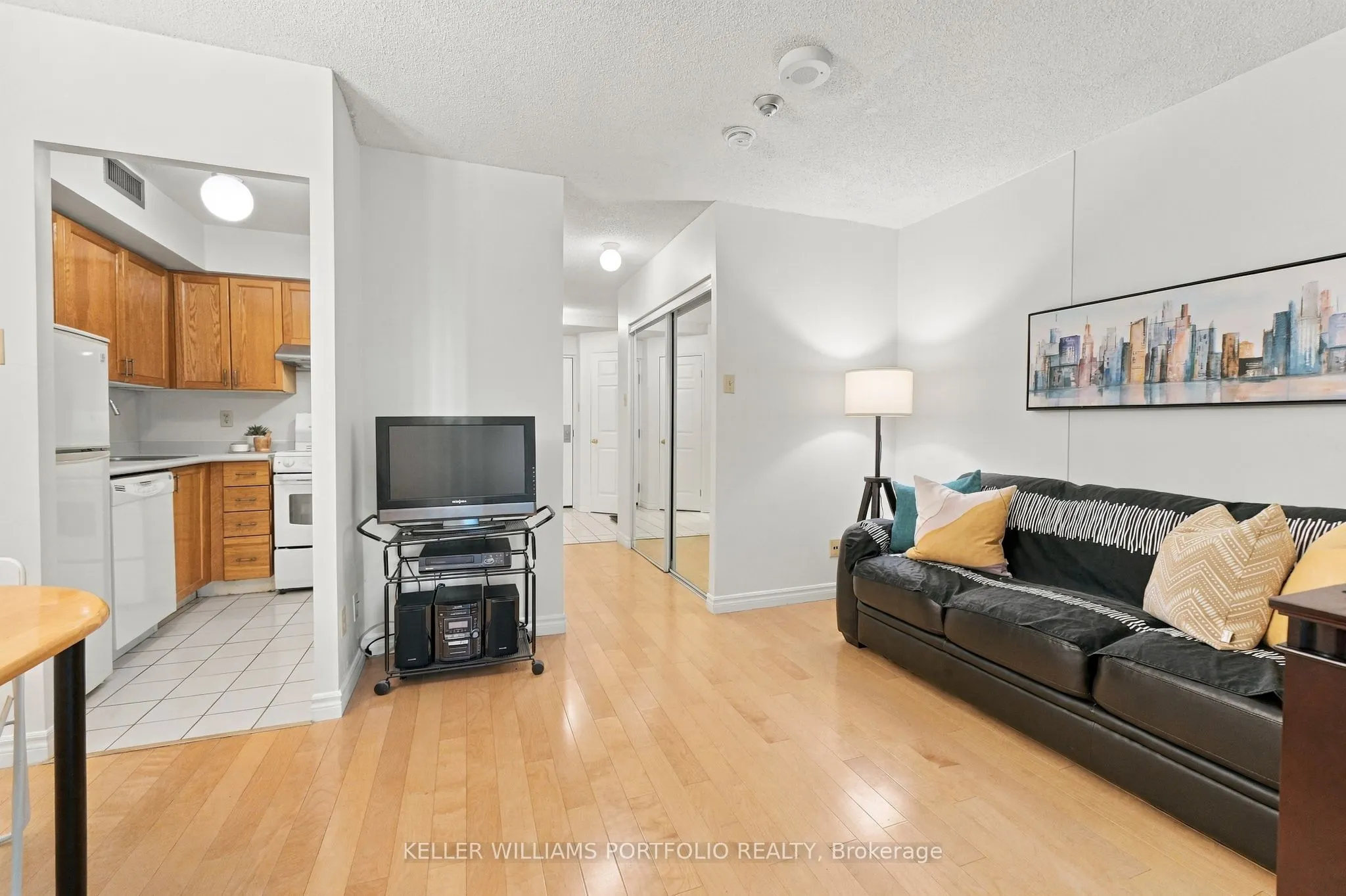 55 Centre Avenue #2304