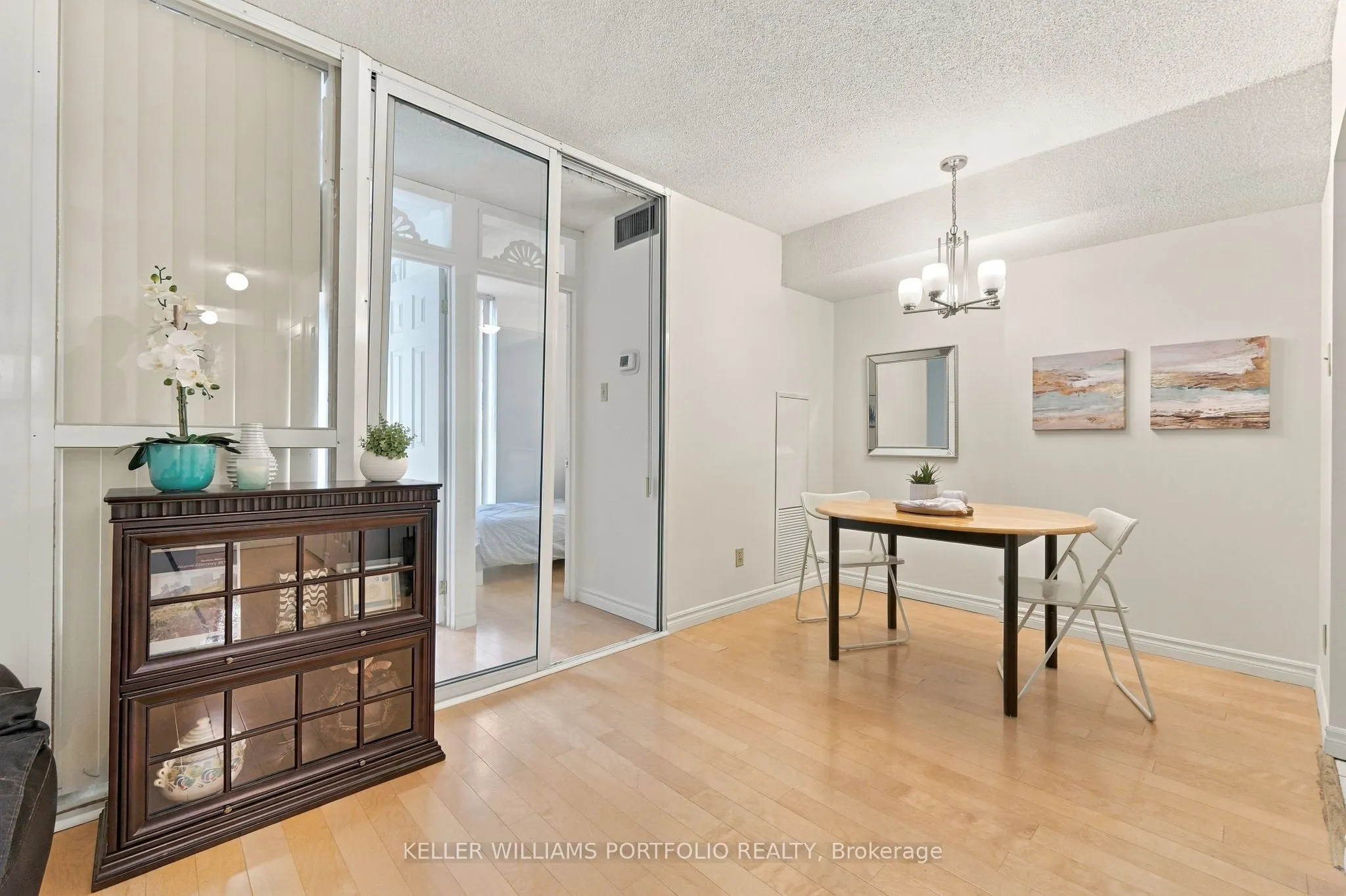 55 Centre Avenue #2304