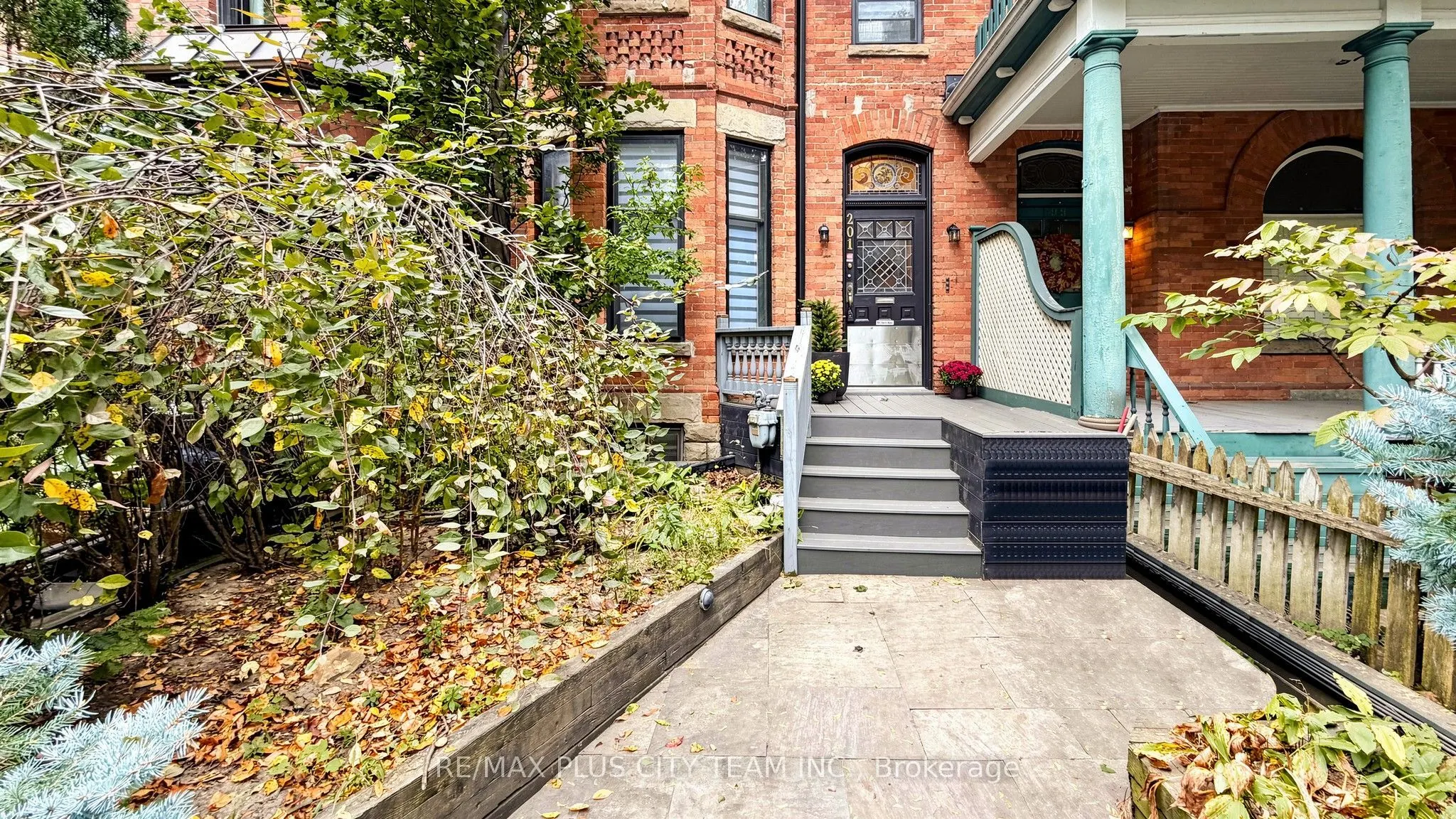 201 Seaton Street