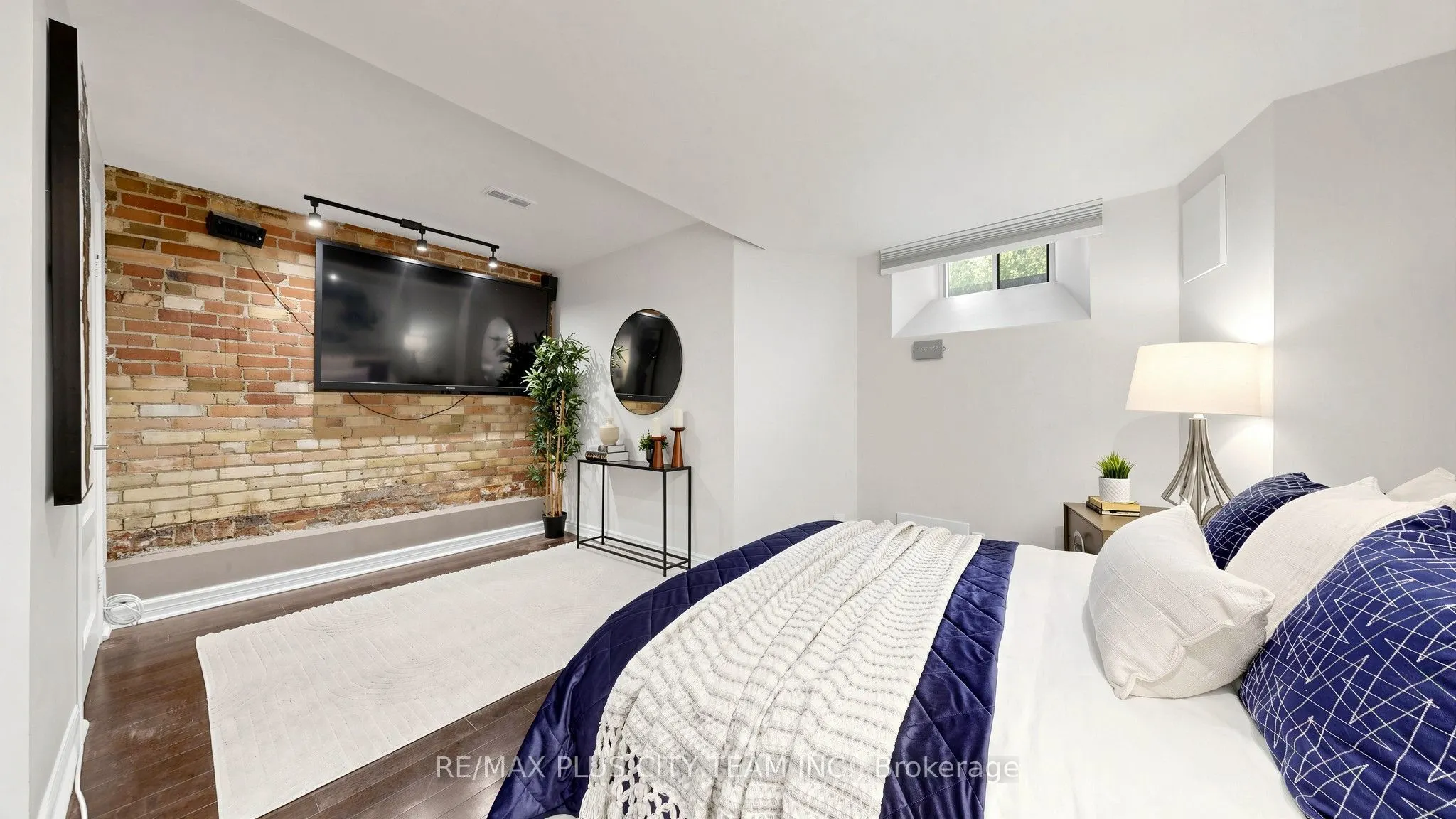201 Seaton Street