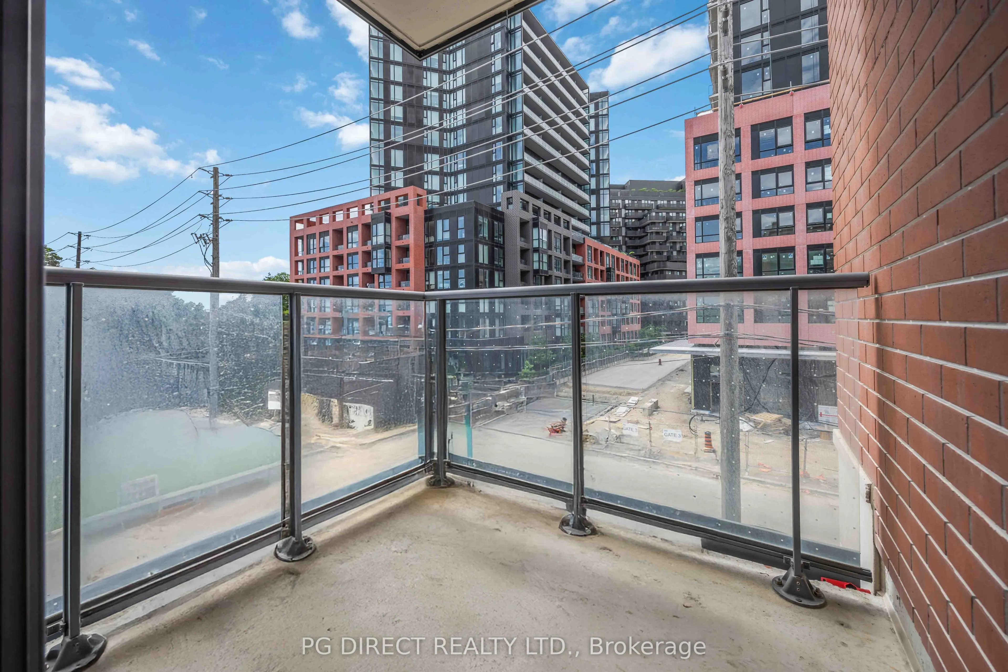 31 Tippett Road #363