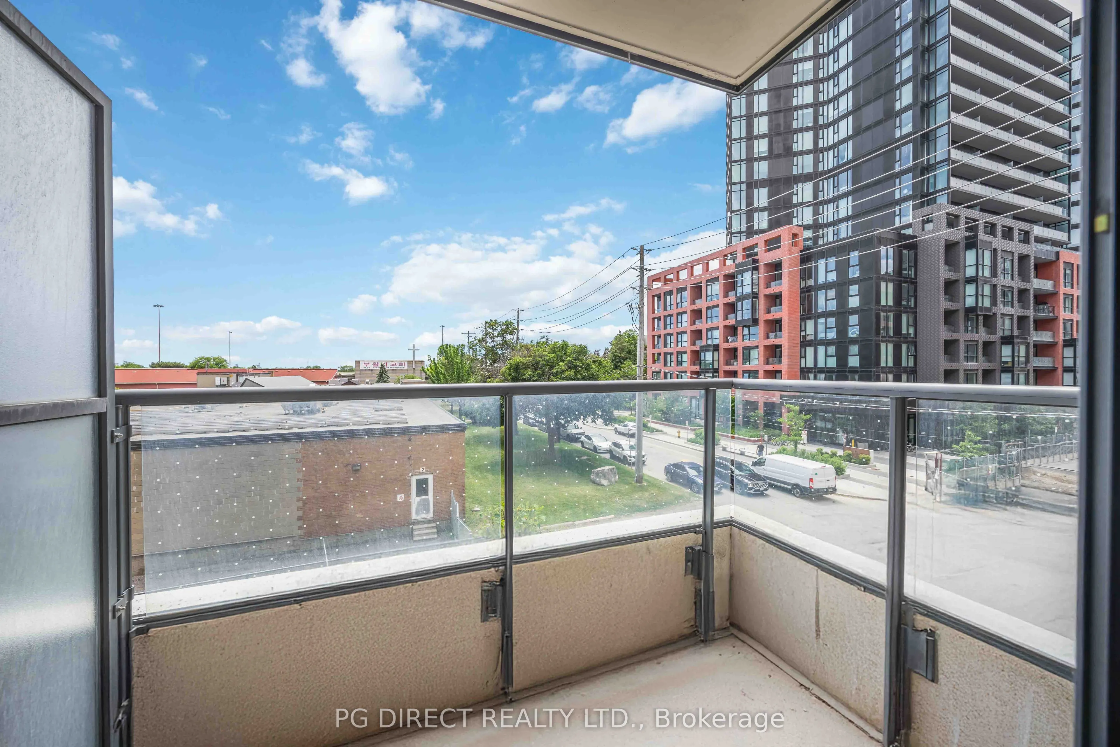 31 Tippett Road #363