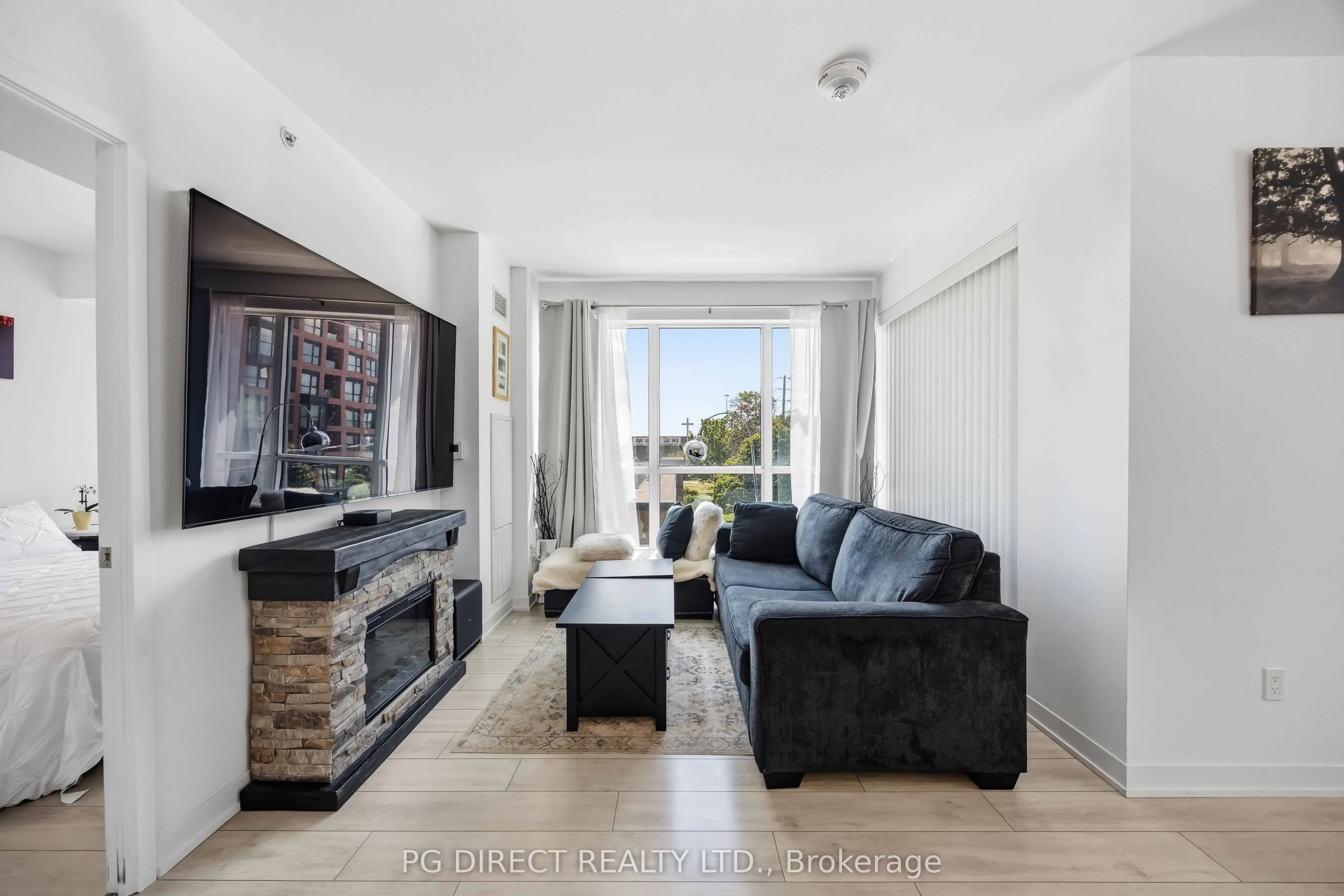 31 Tippett Road #363
