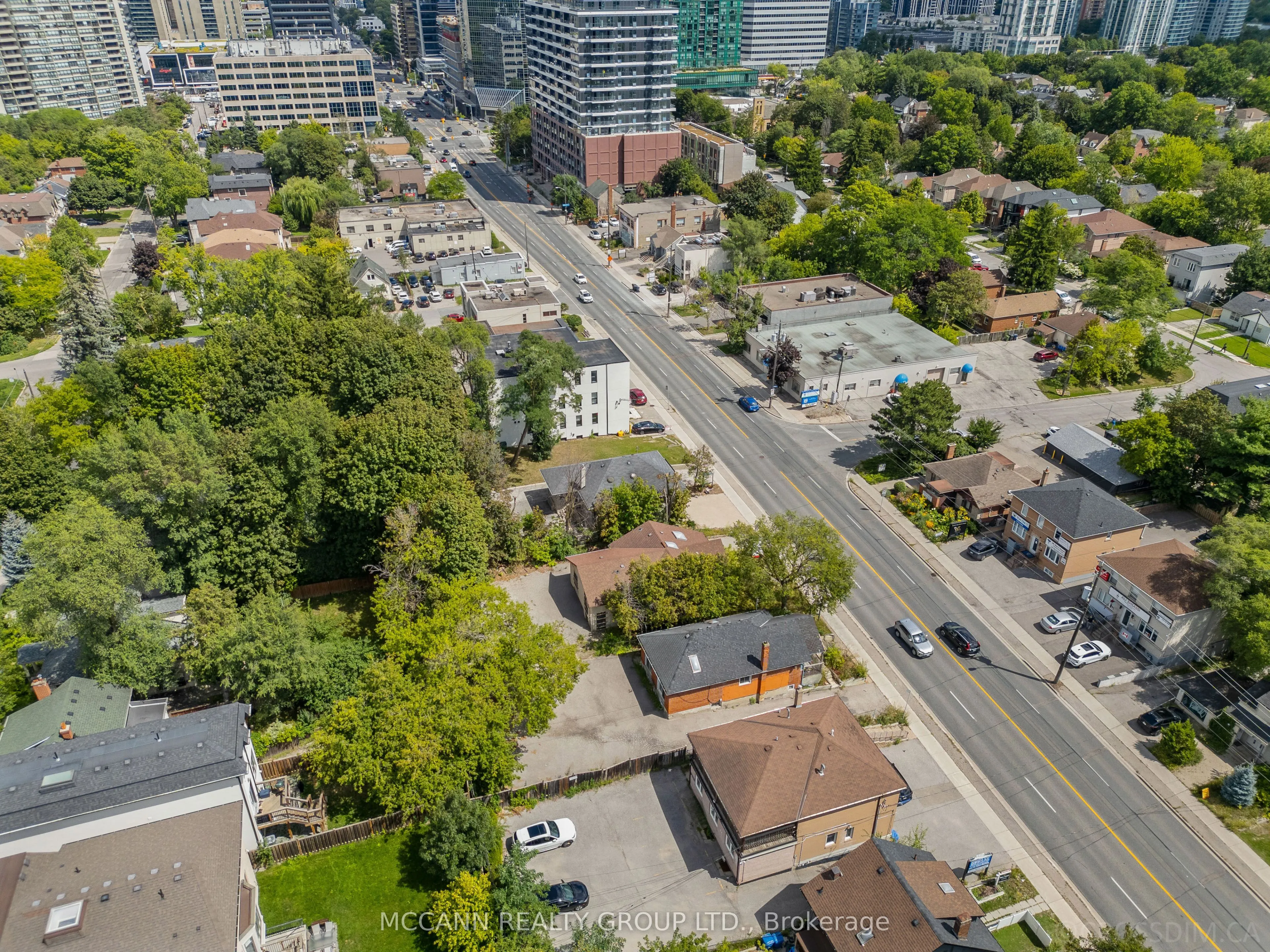110-112 Sheppard Avenue W