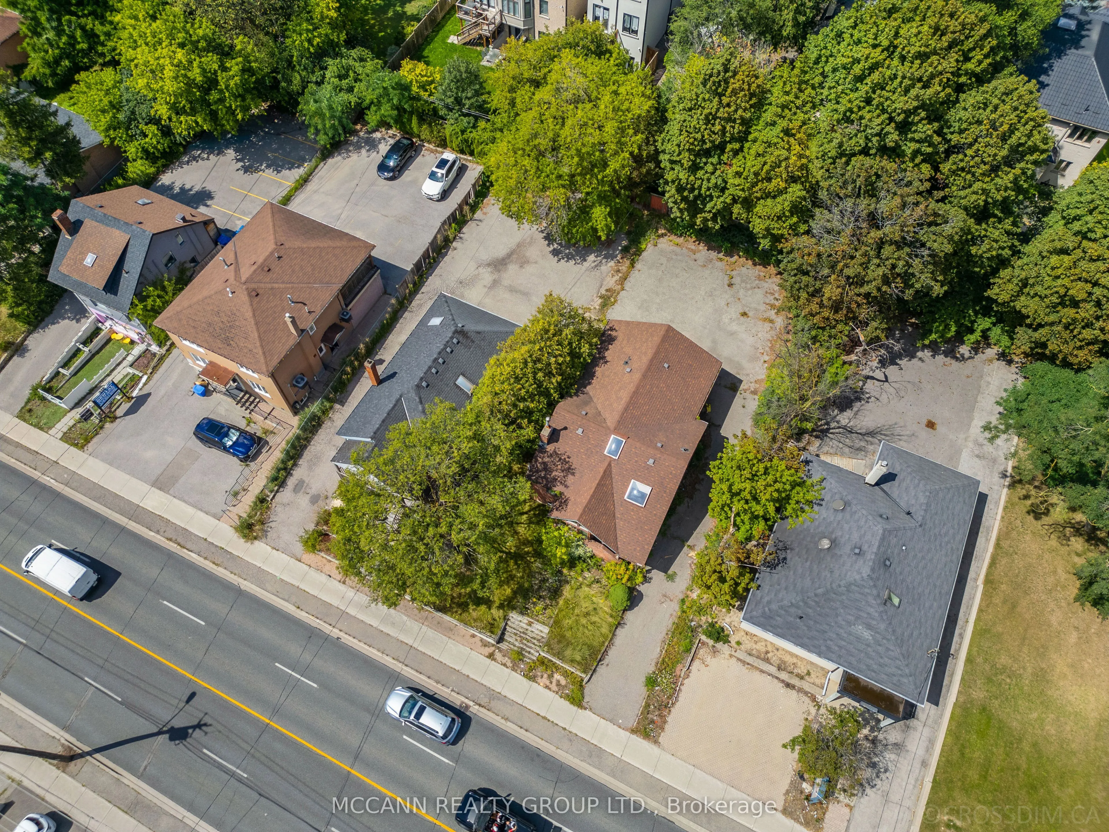 110-112 Sheppard Avenue W