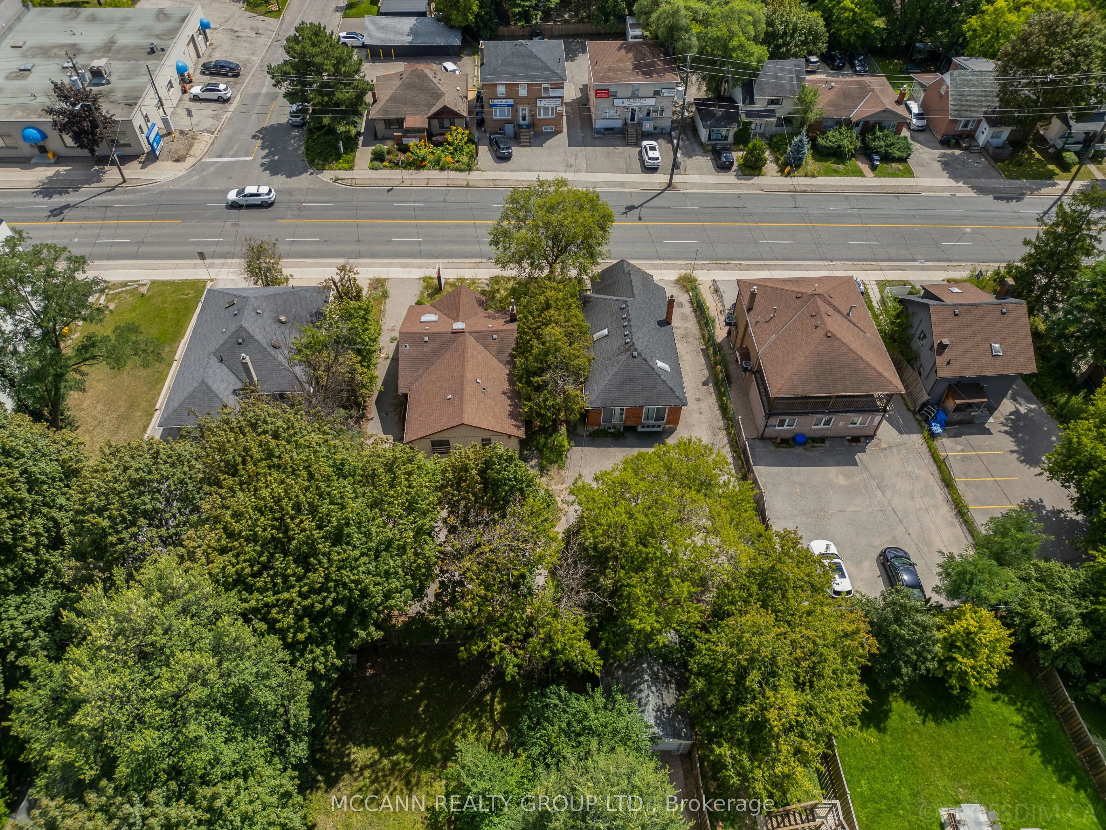 110-112 Sheppard Avenue W