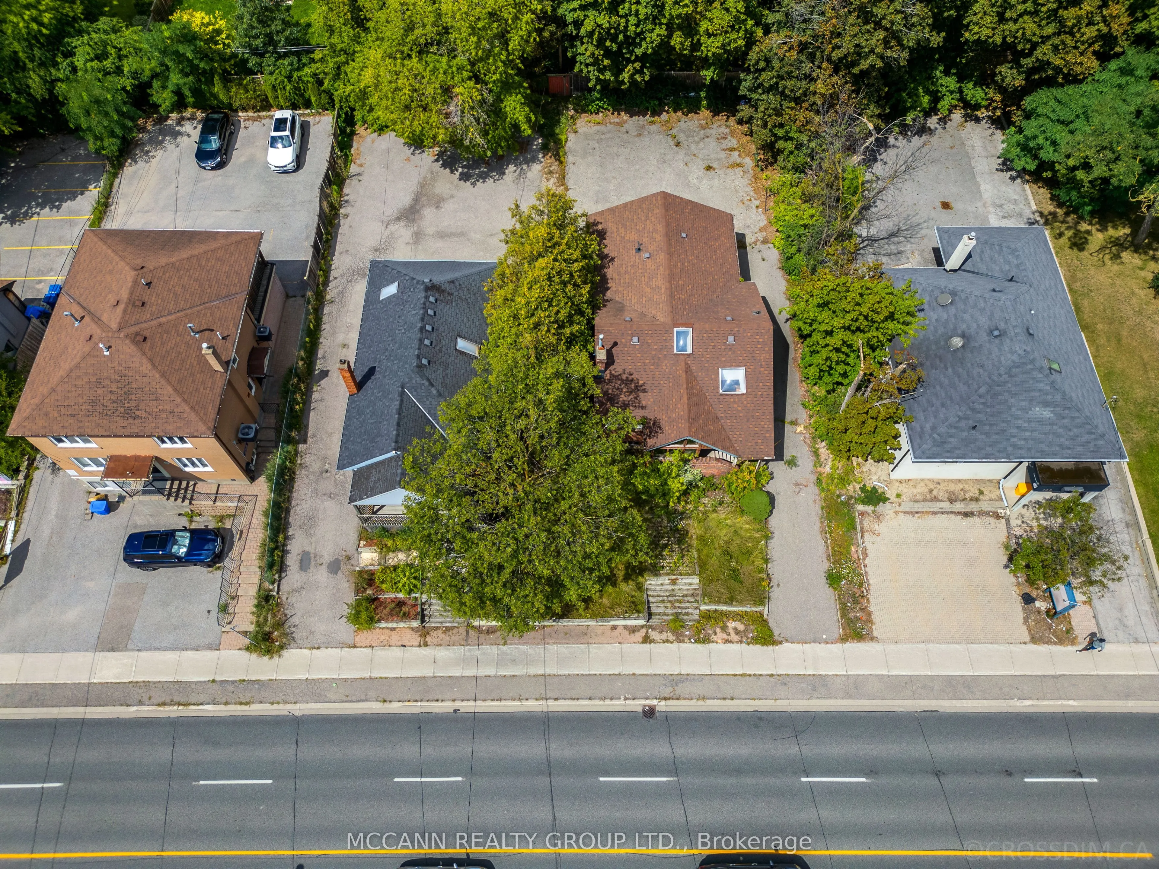 110-112 Sheppard Avenue W