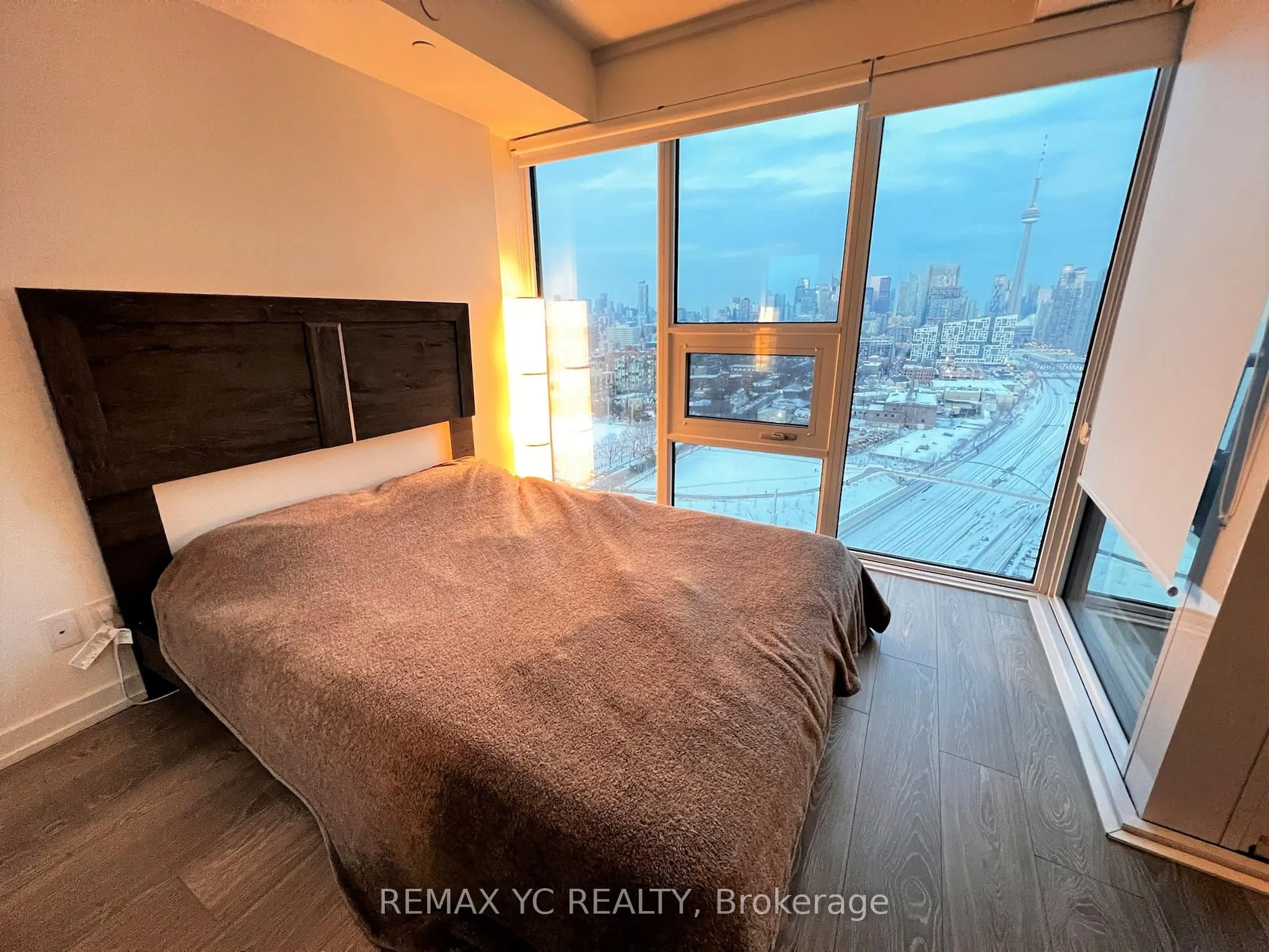 19 Western Battery Road #2520