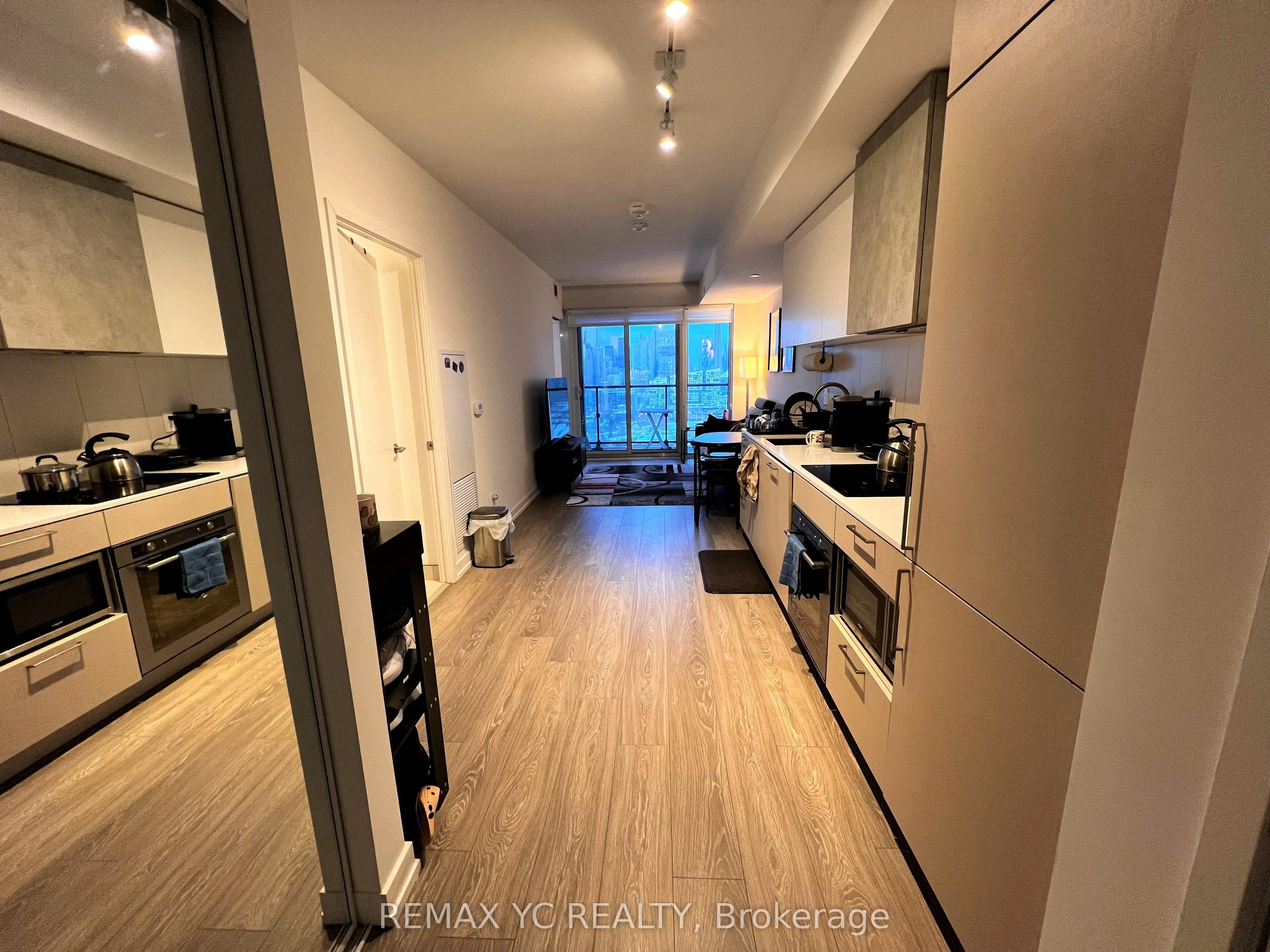 19 Western Battery Road #2520