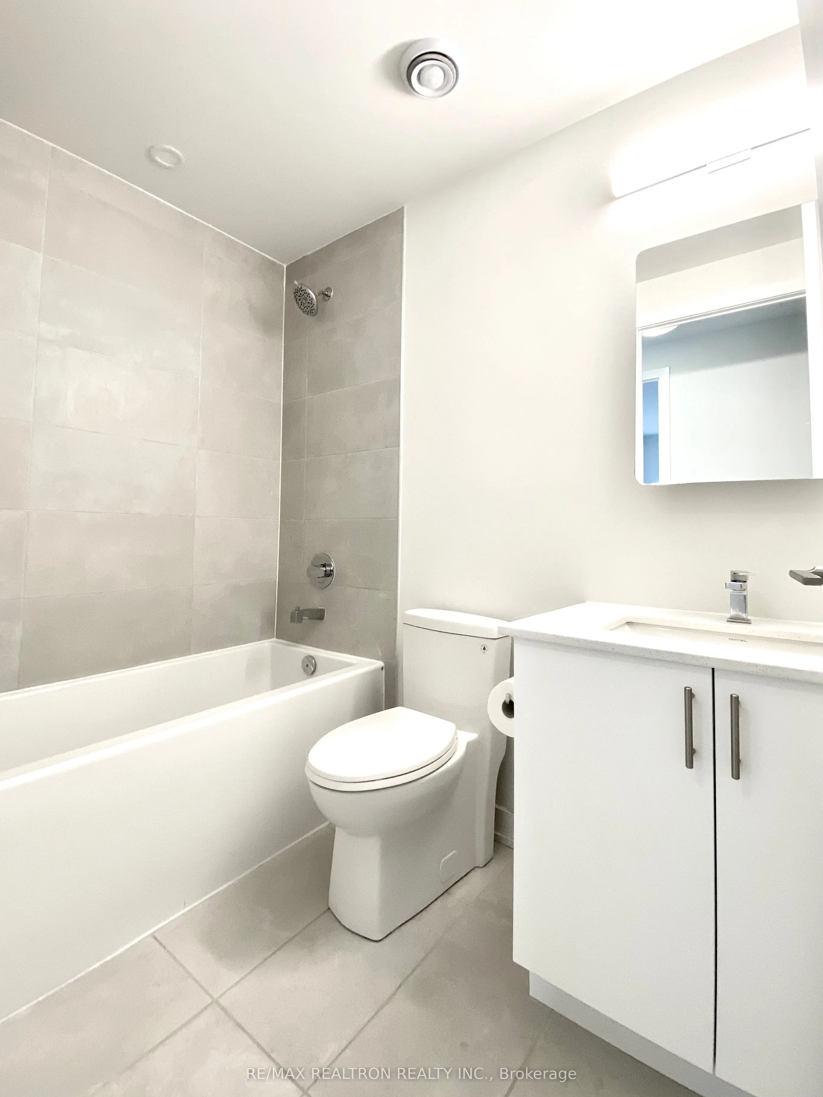 15 Ellerslie Avenue #2610