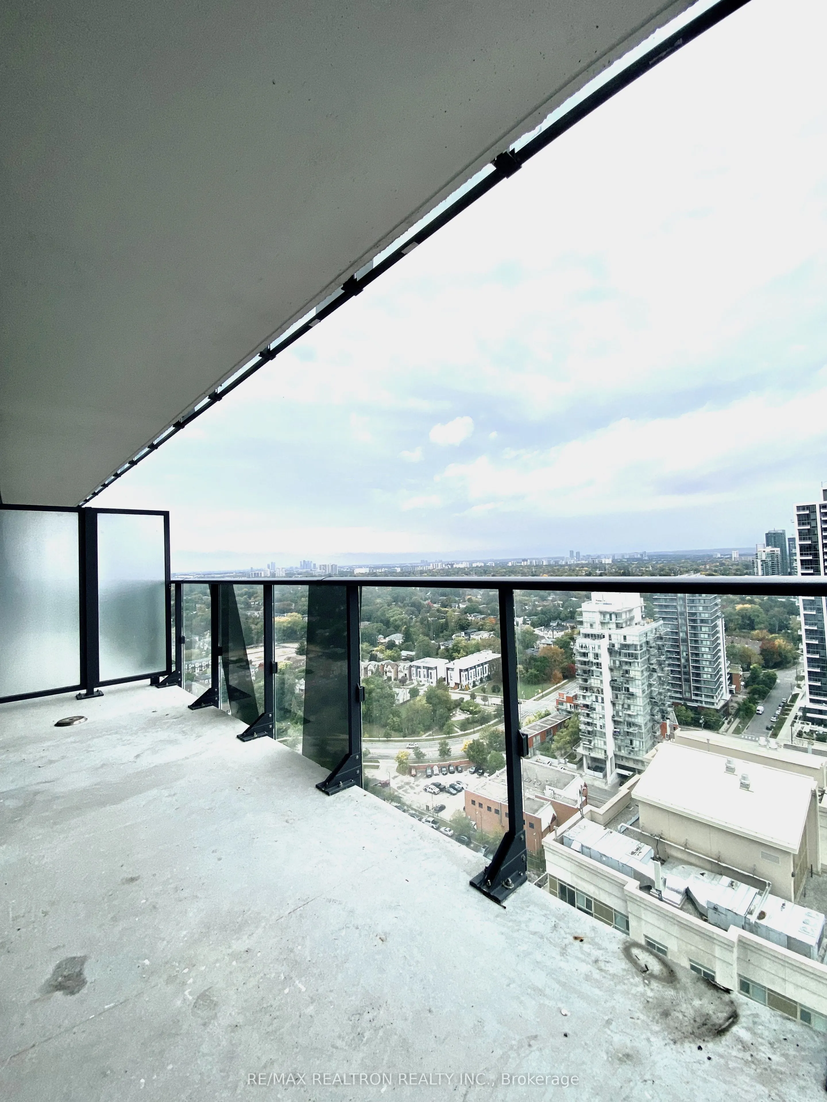 15 Ellerslie Avenue #2610