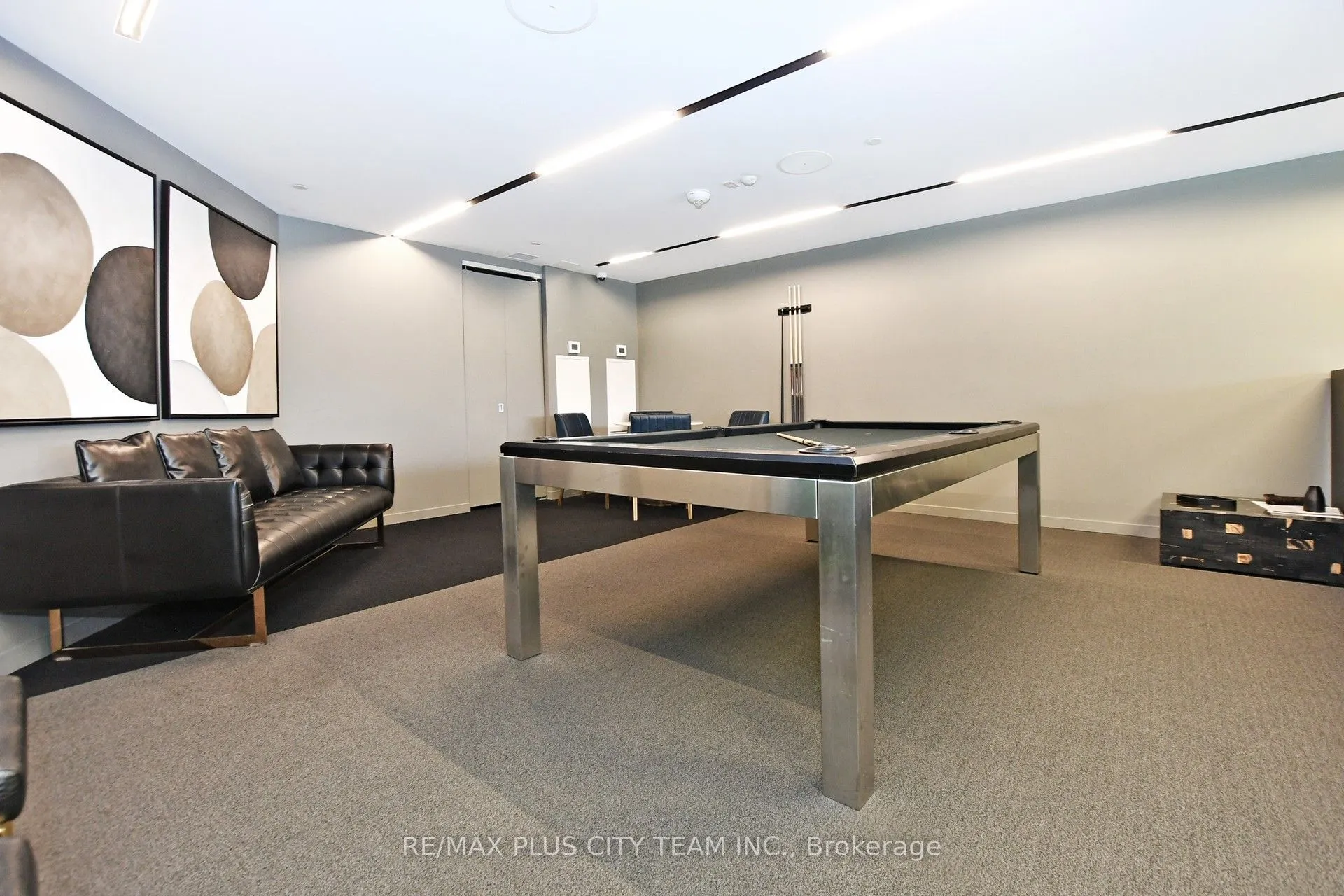 170 Bayview Avenue #301