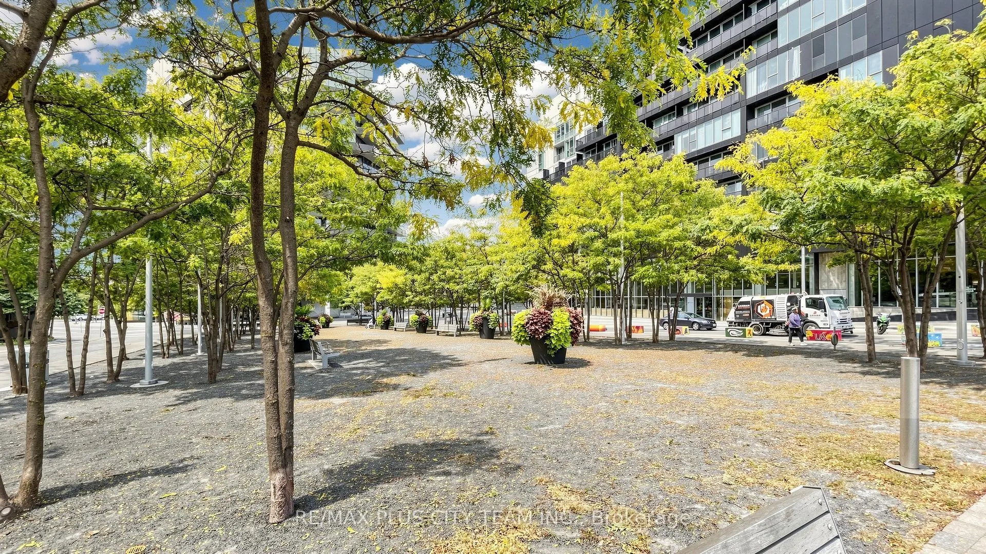 170 Bayview Avenue #301