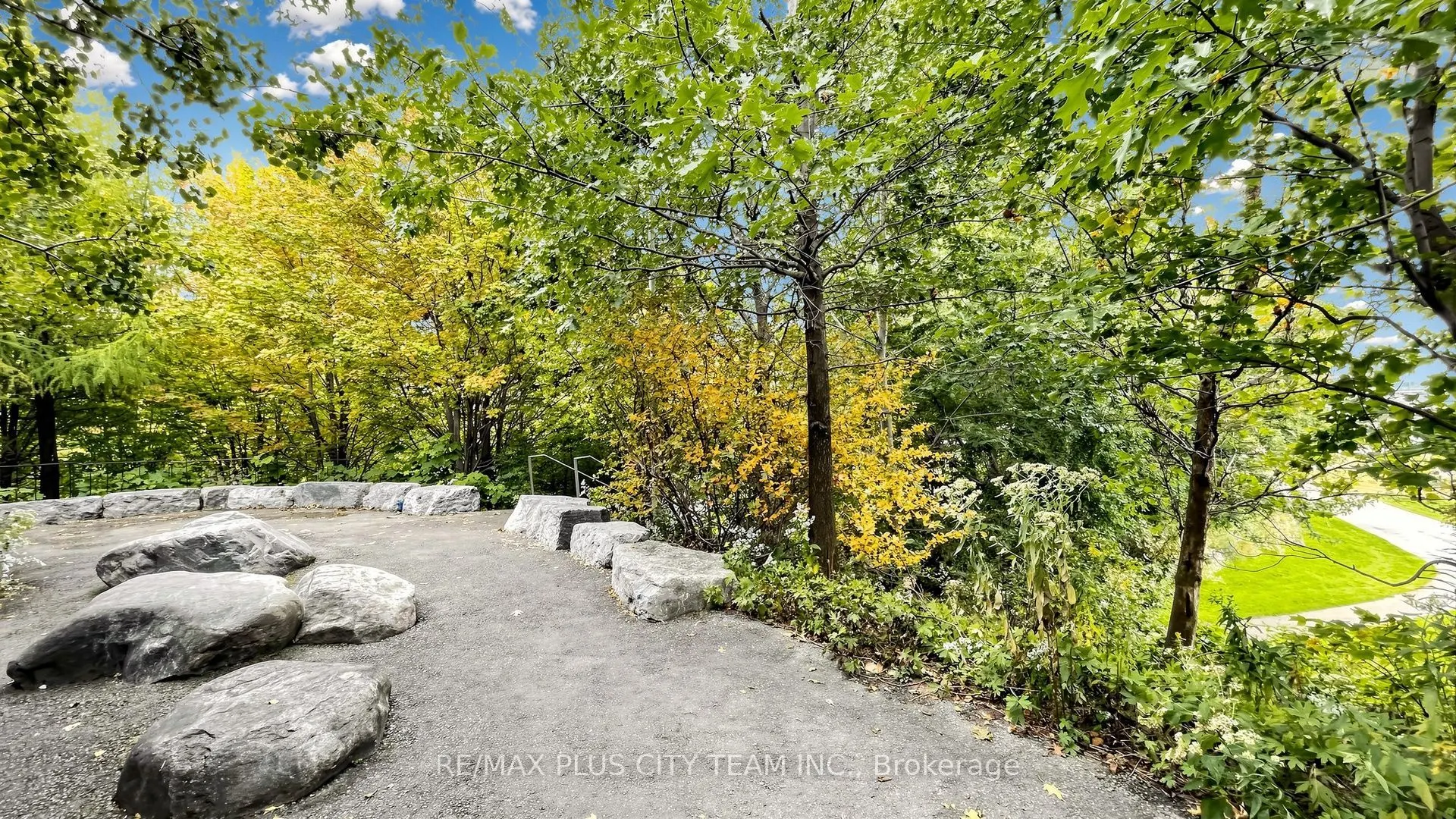 170 Bayview Avenue #301
