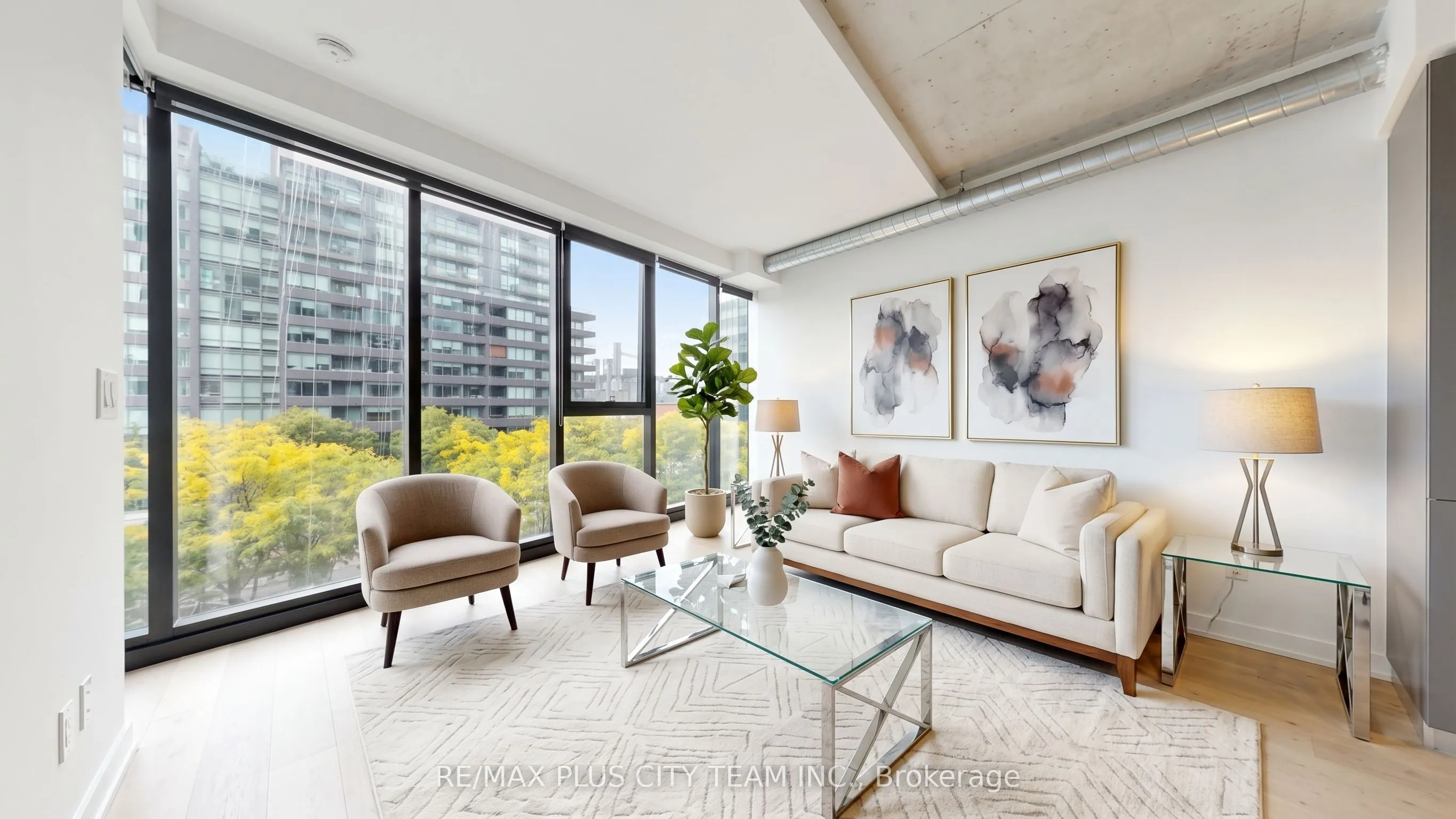 170 Bayview Avenue #301