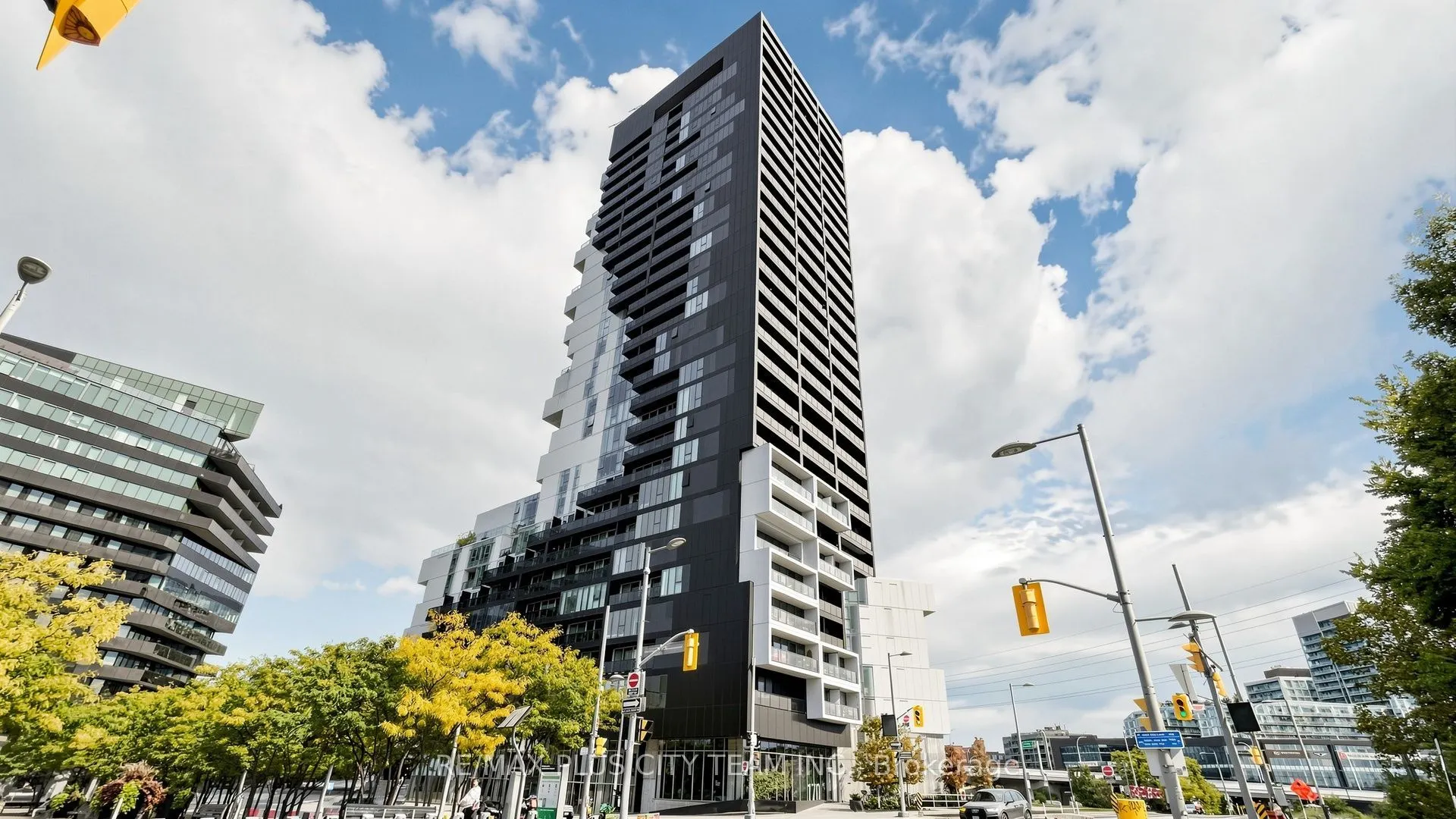 170 Bayview Avenue #301