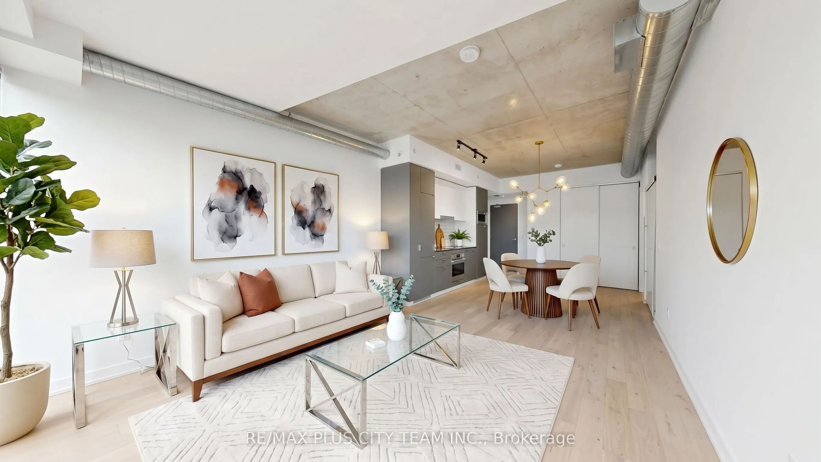 170 Bayview Avenue #301