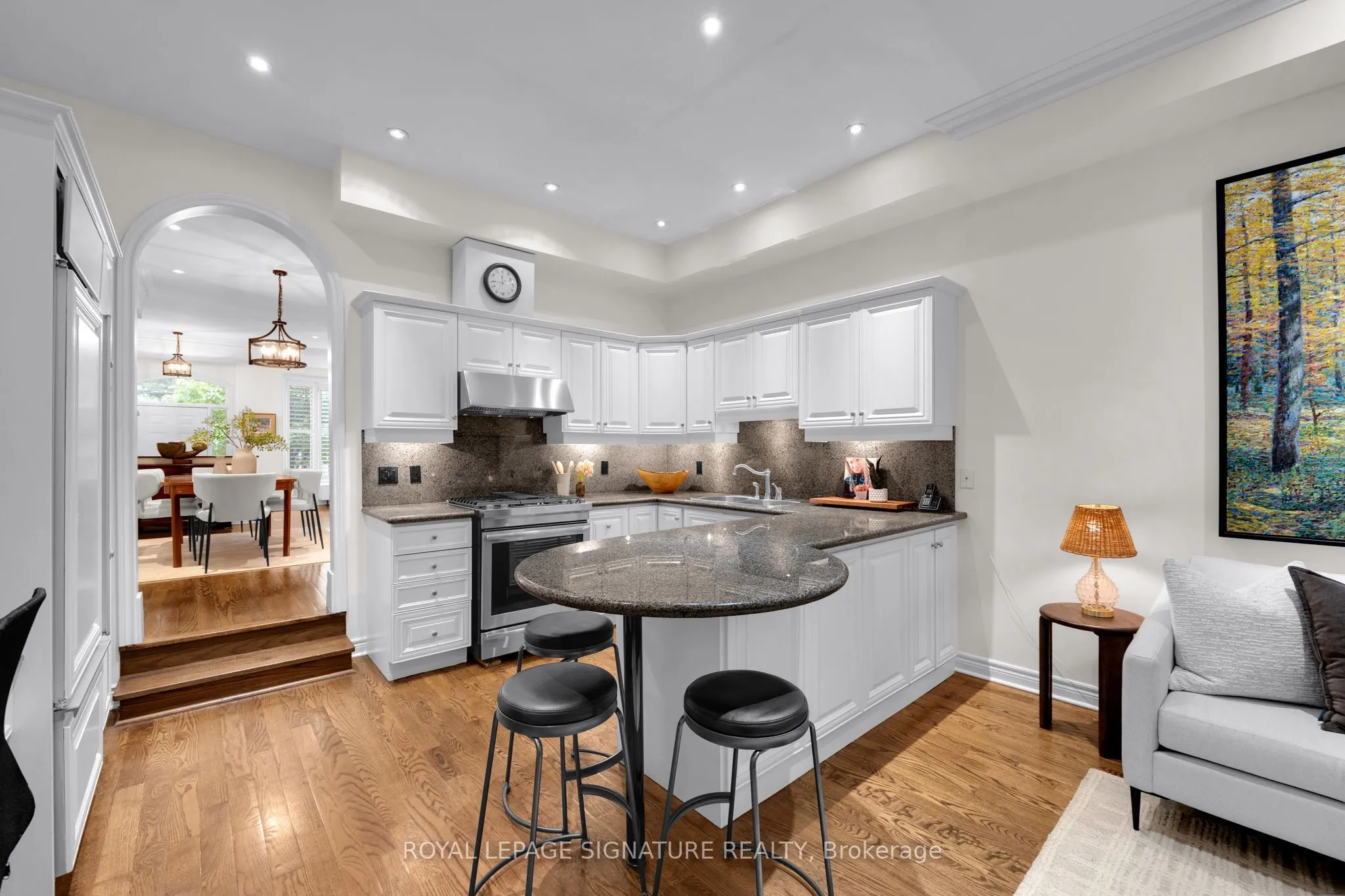 104 Pleasant Boulevard #11