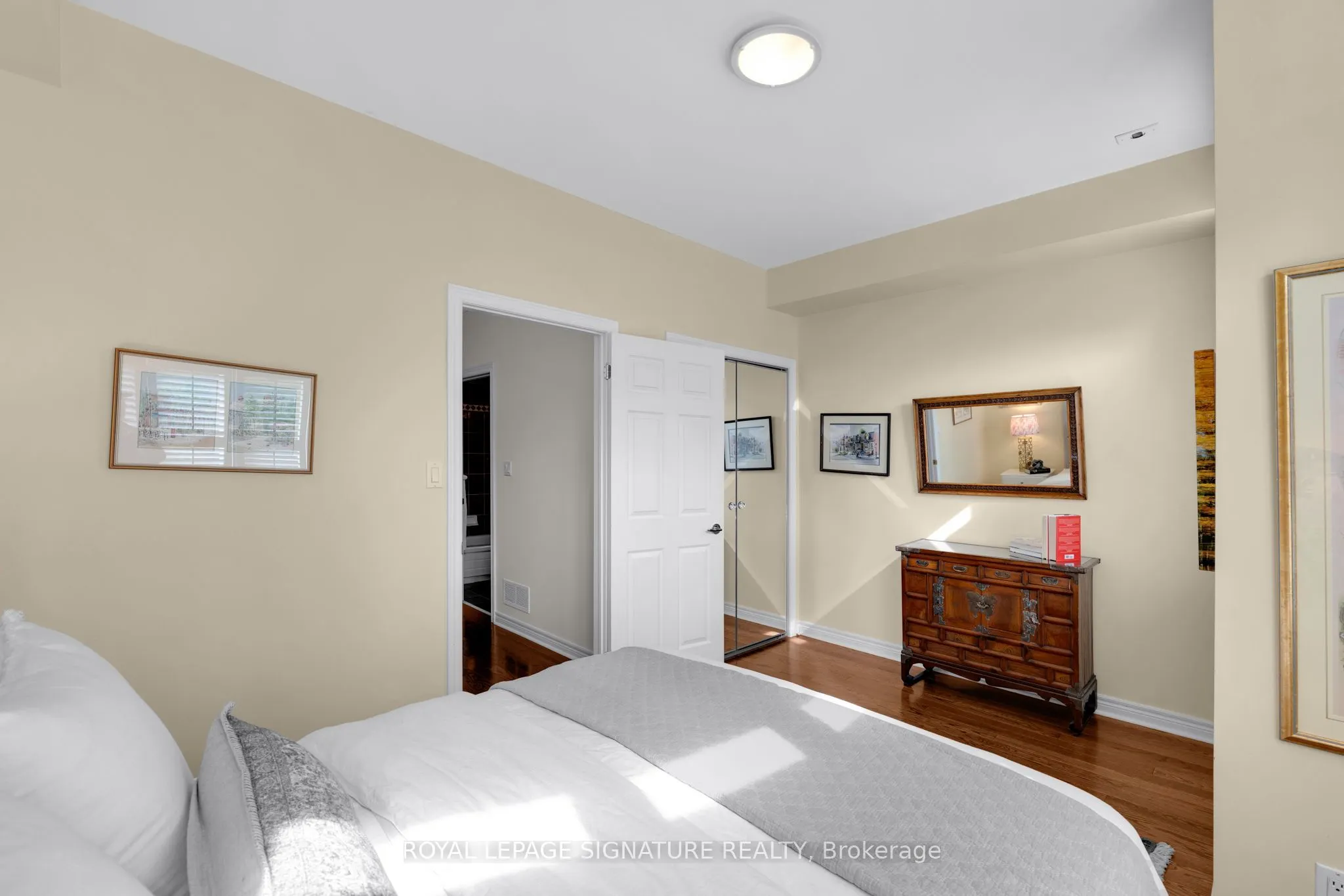 104 Pleasant Boulevard #11