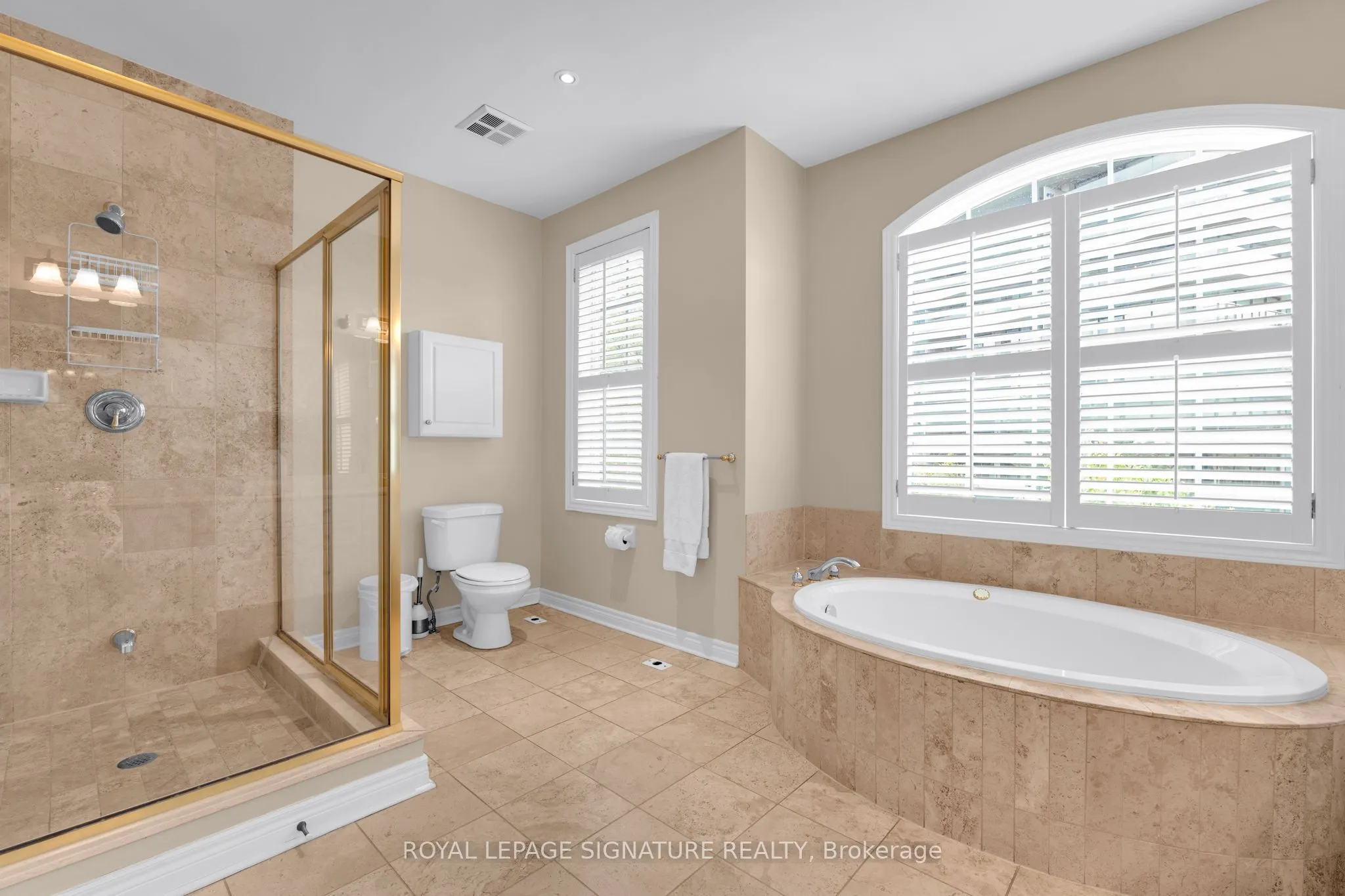 104 Pleasant Boulevard #11