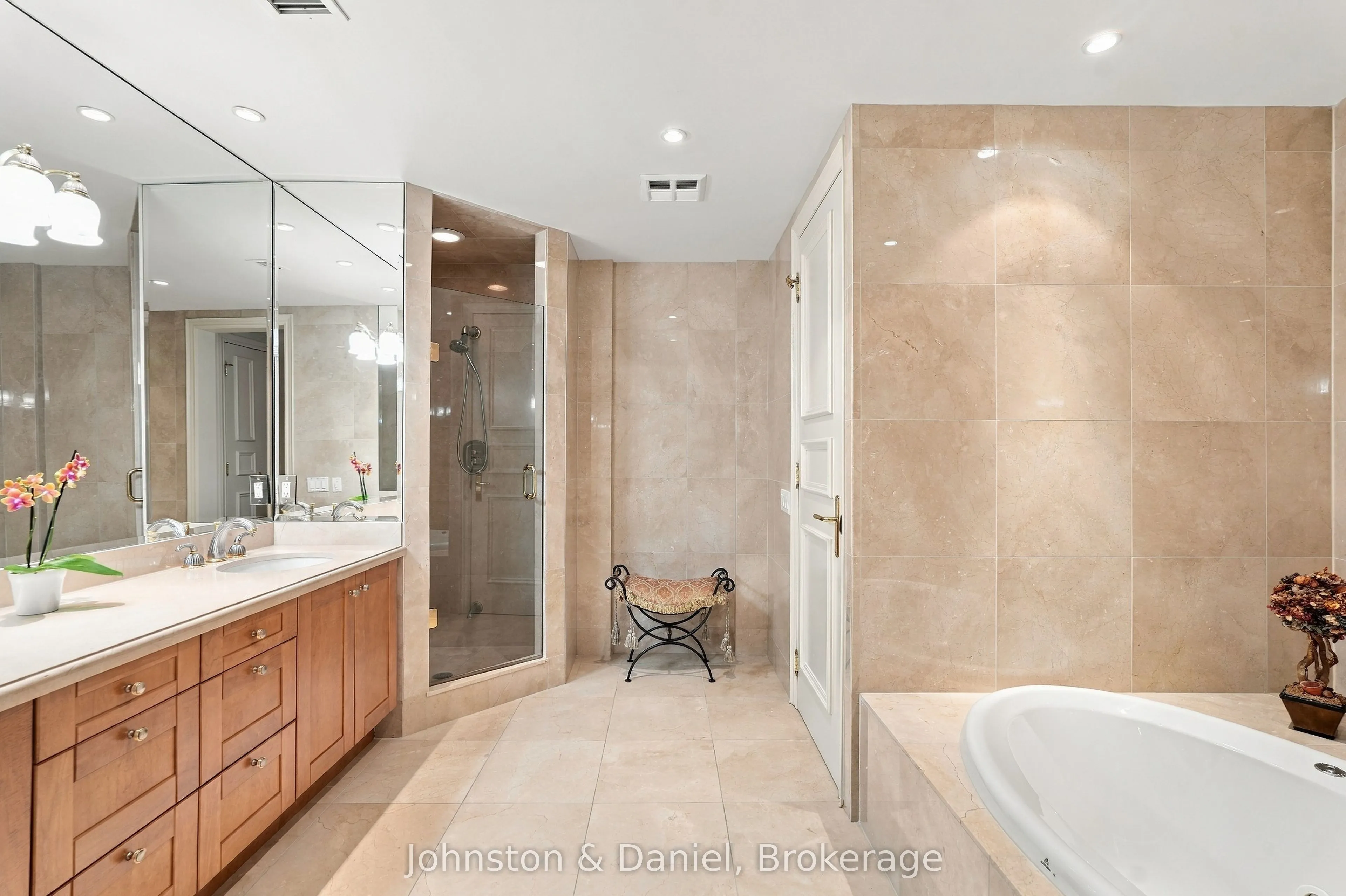 3600 Yonge Street #729