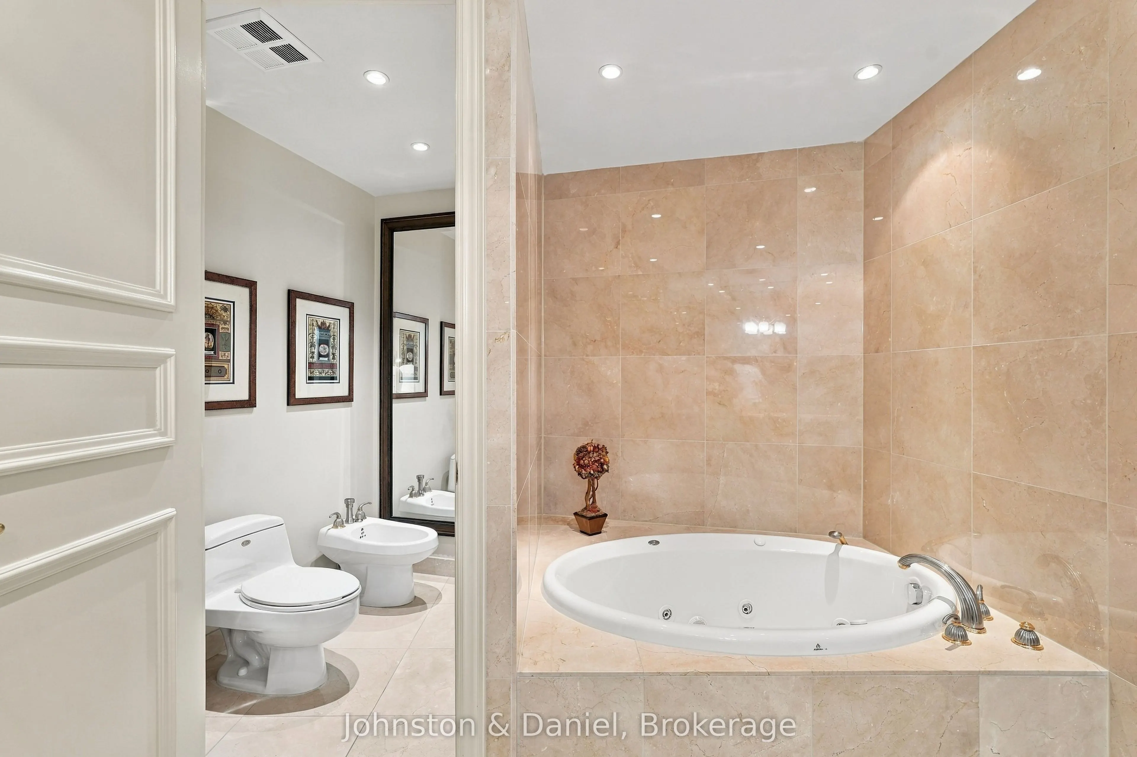 3600 Yonge Street #729