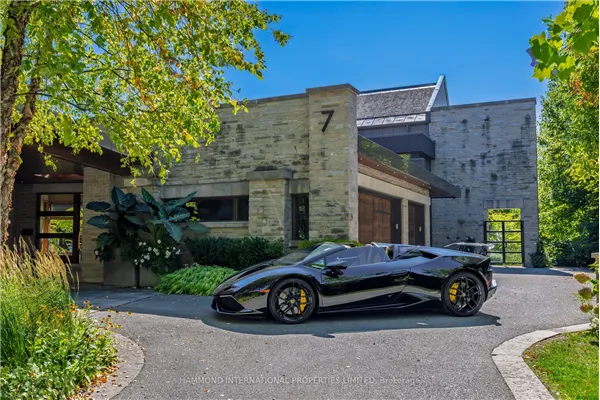 7 Oxbow Road