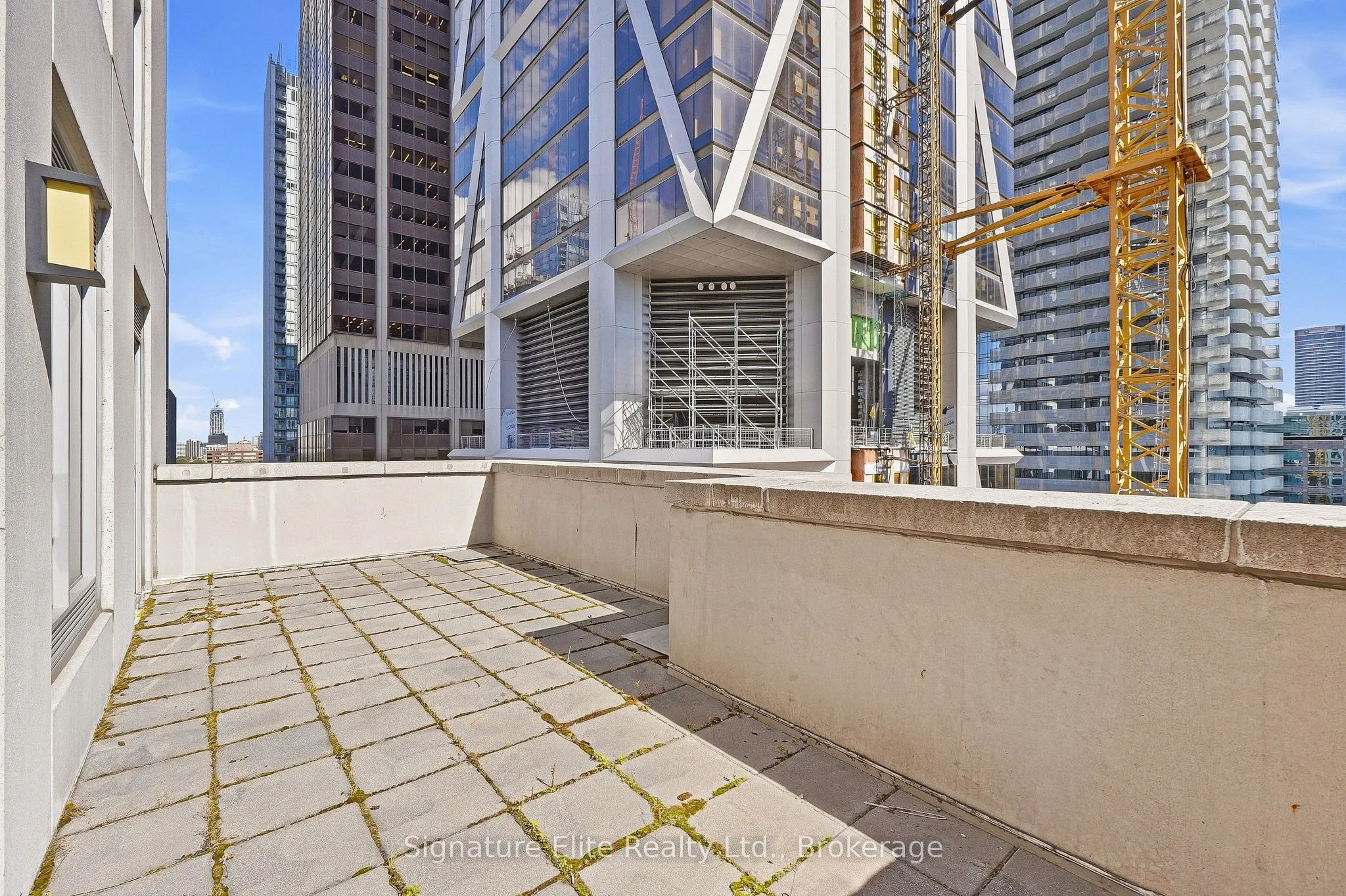 35 Balmuto Street #2304