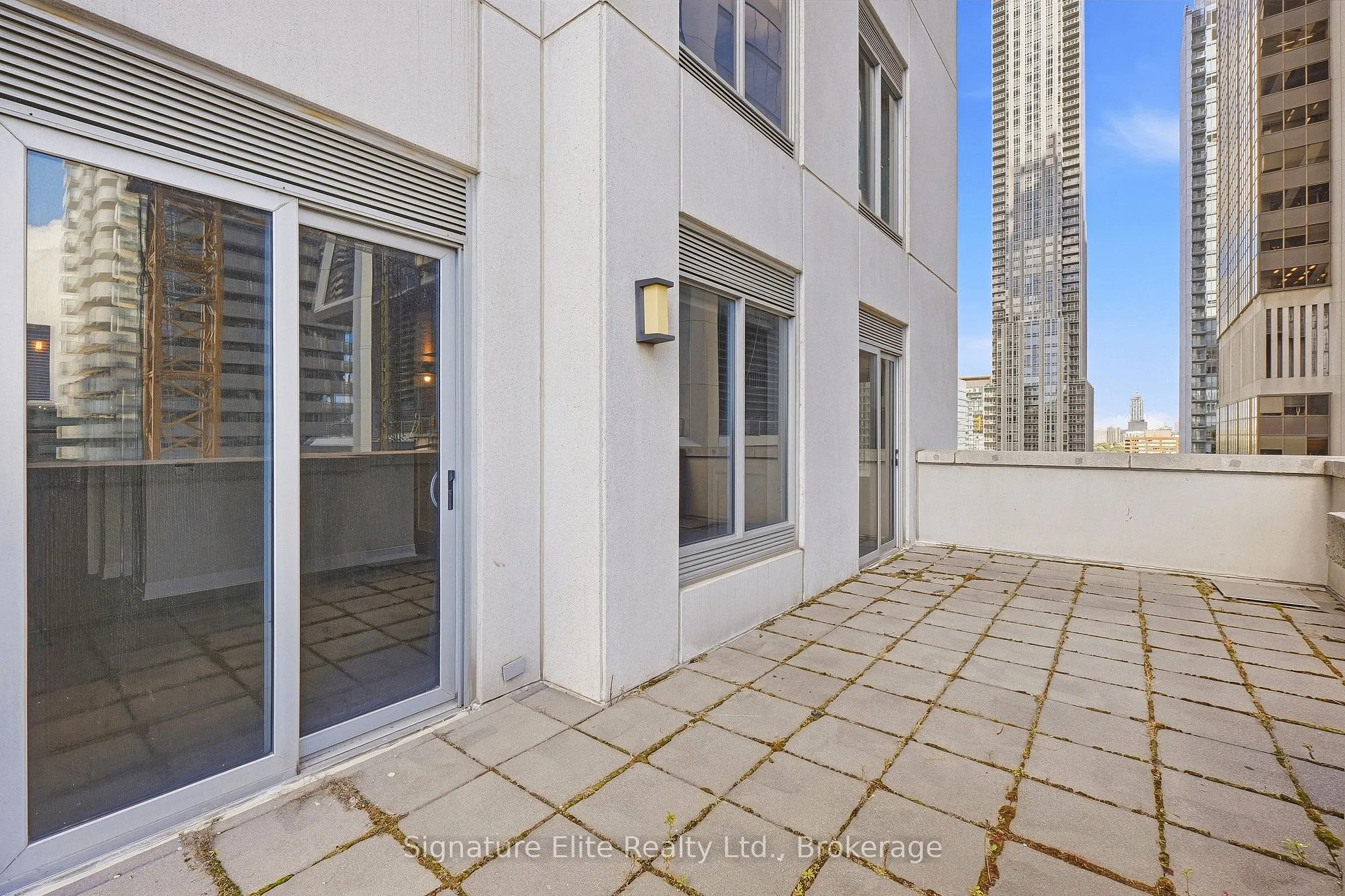 35 Balmuto Street #2304